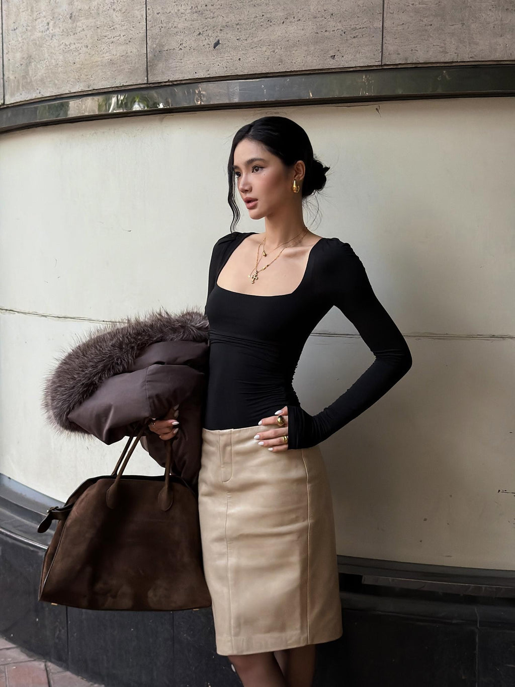 rovente Beige Front Zip Bodycon Pu Women's Midi Skirts