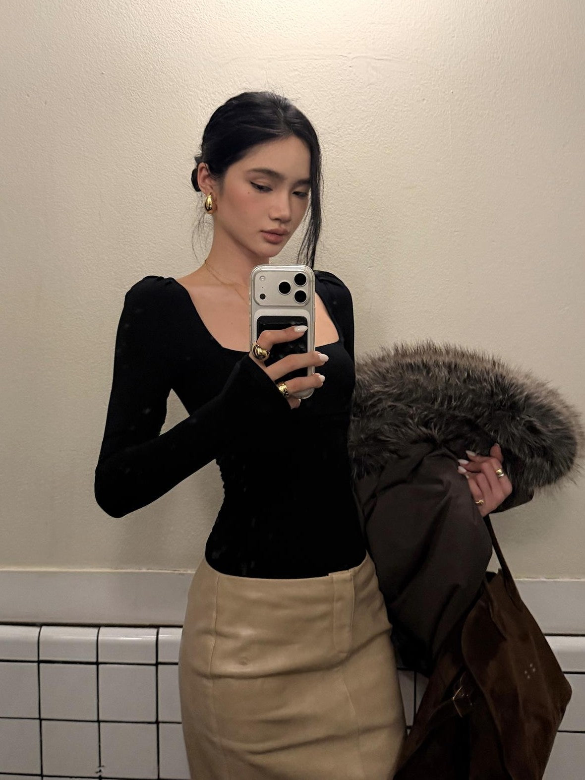rovente Beige Front Zip Bodycon Pu Women's Midi Skirts