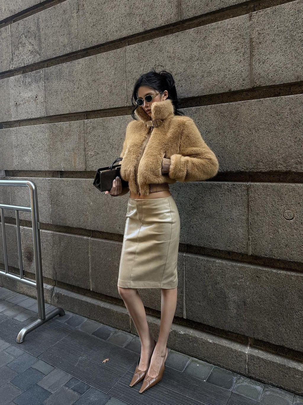 rovente Beige Front Zip Bodycon Pu Women's Midi Skirts