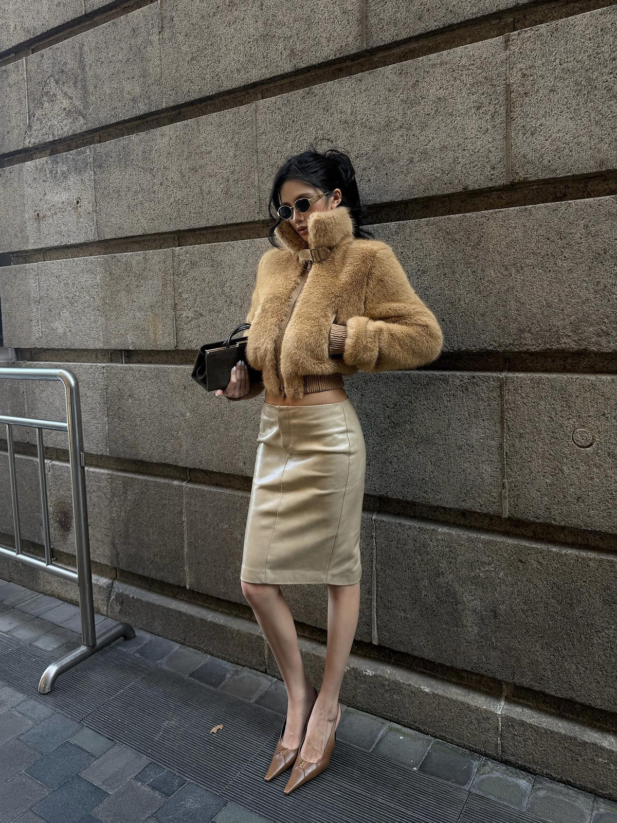 rovente Beige Front Zip Bodycon Pu Women's Midi Skirts