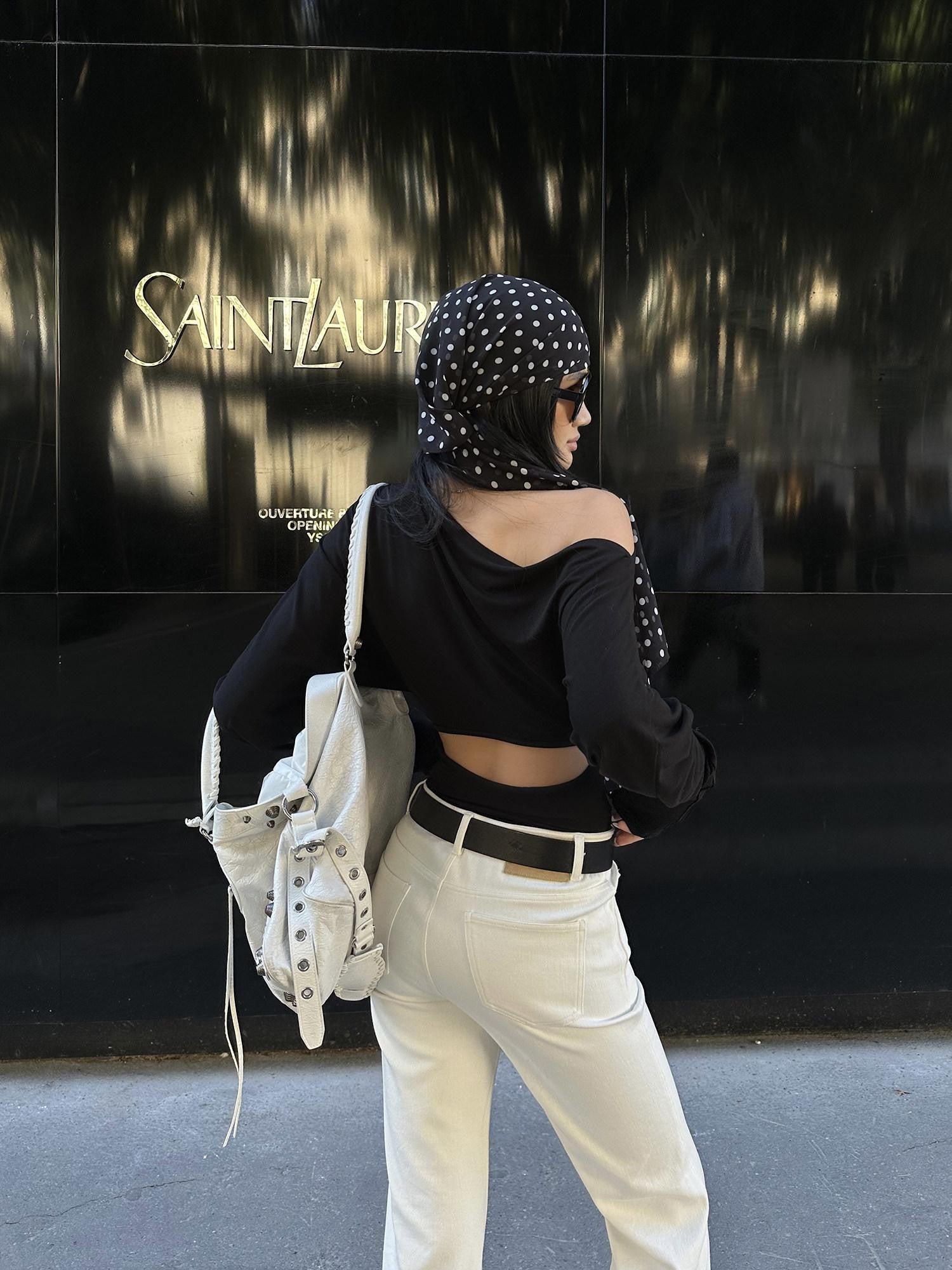 rovente Black Asymmetrical Off Shoulder Knit Women's Lyocell Long Sleeve T-shirts