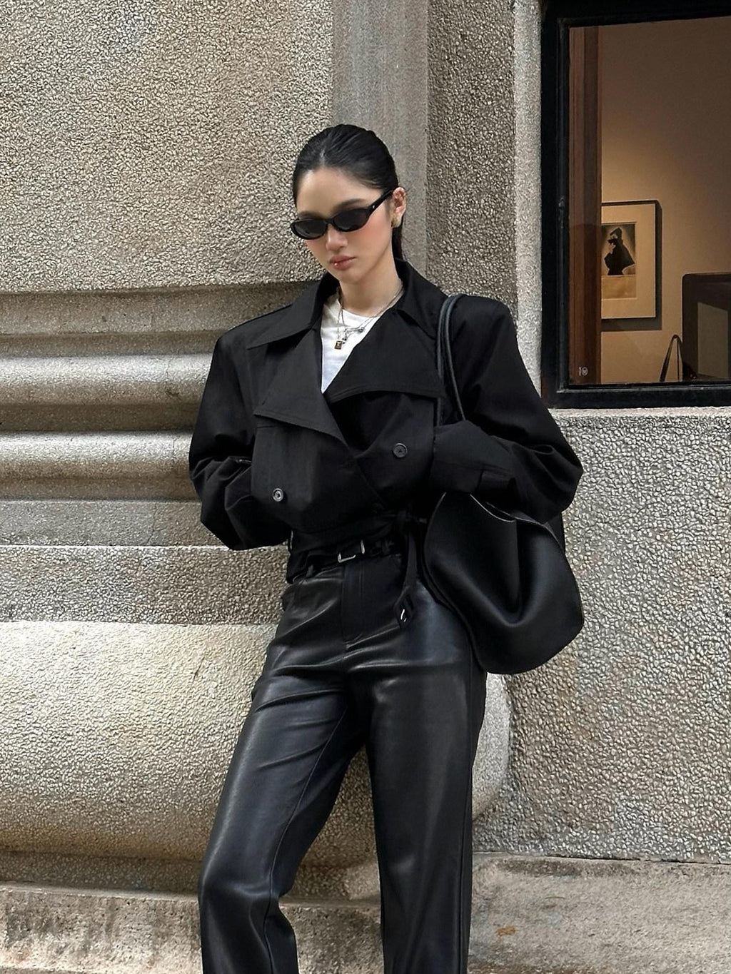 rovente Black Blazer Collar Belted Relaxed Women's Cotton Short Trench Coats