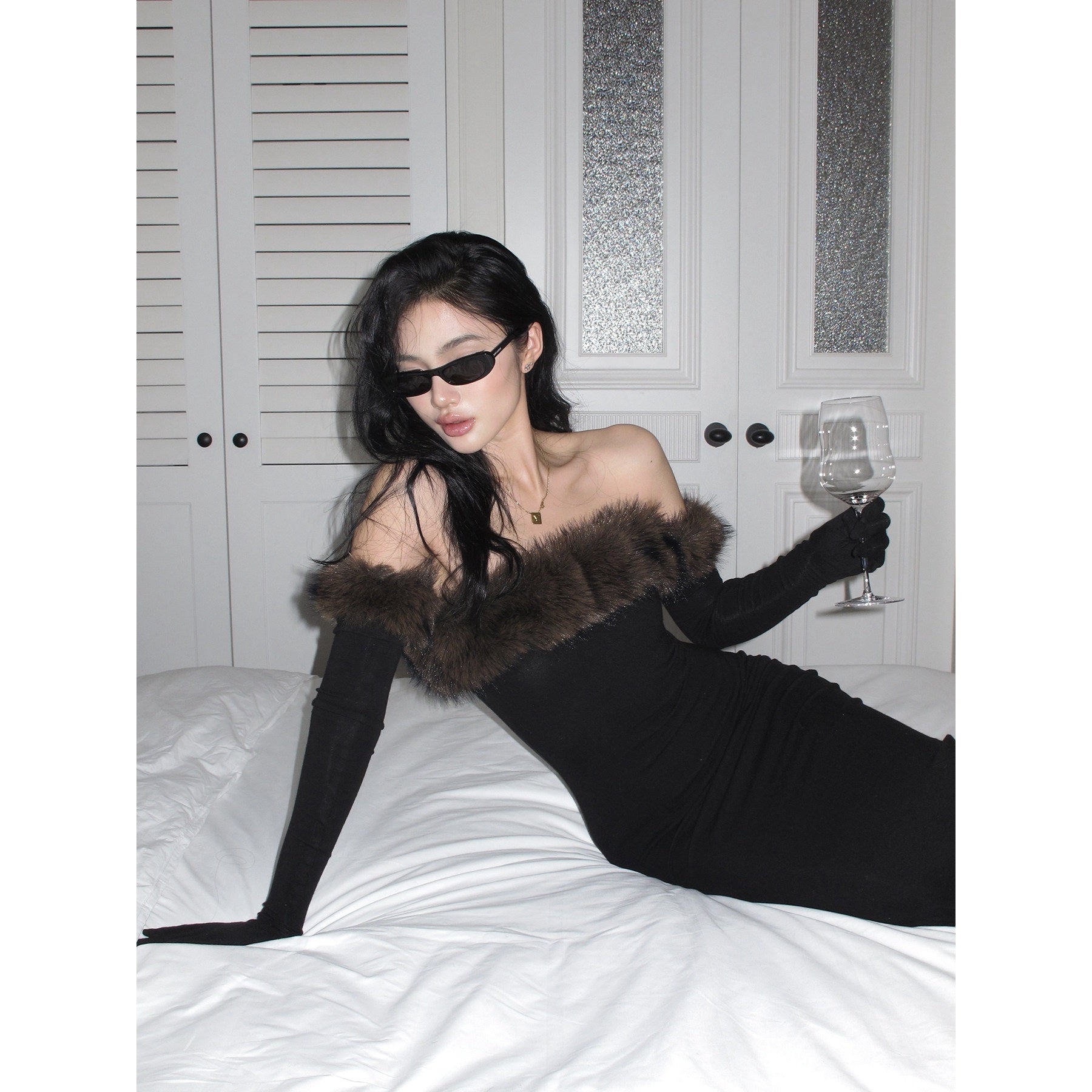 rovente_Black_Fur_Collar_Bustier_Slim_Women's_Knit_Viscose_Wool_Strapless_Maxi_Dresses_999619477016_MISSTT