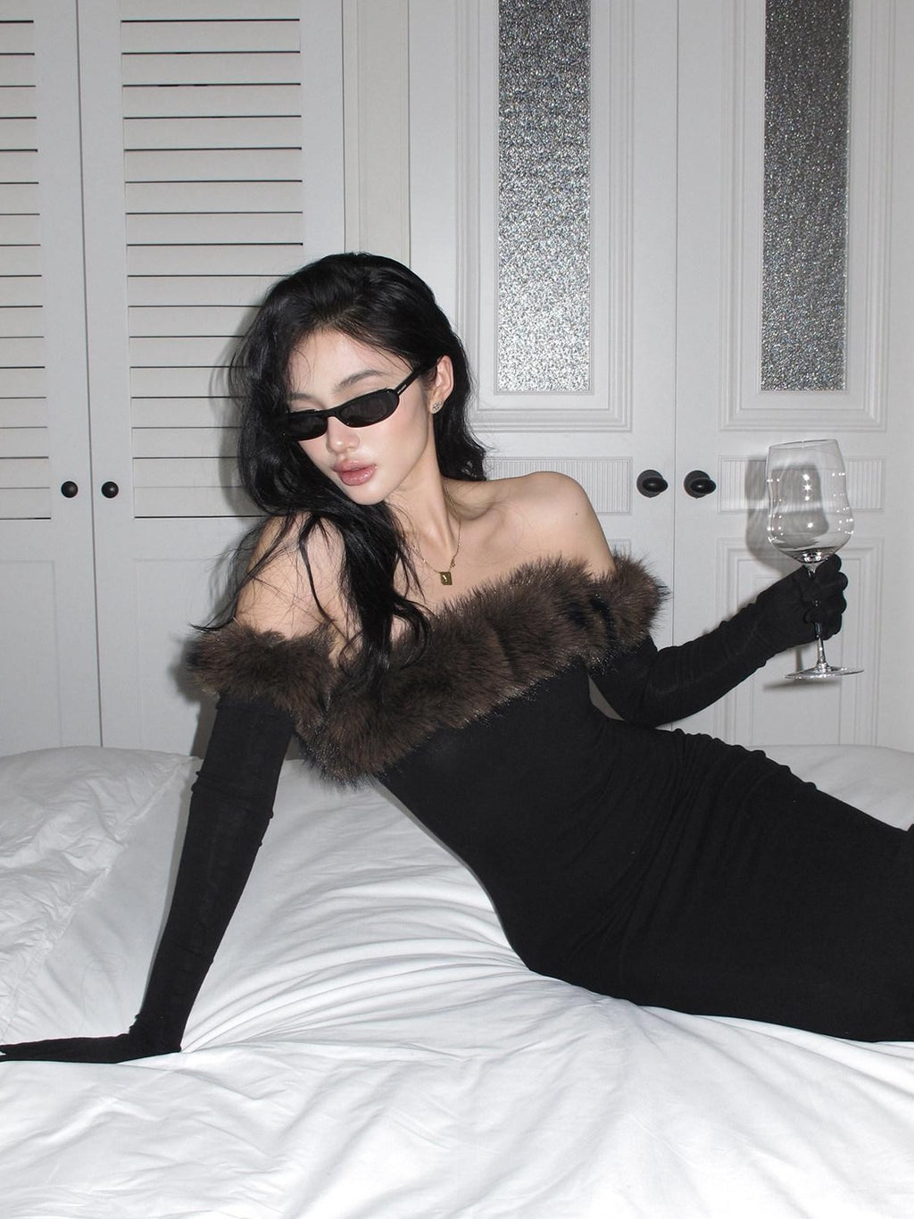 rovente Black Fur Collar Bustier Slim Women's Knit Viscose Wool Strapless Maxi Dresses