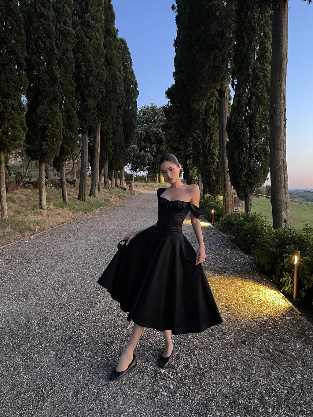 rovente Black High Waist A Line Spaghetti Strap Women's Polyester Casual Midi Dresses