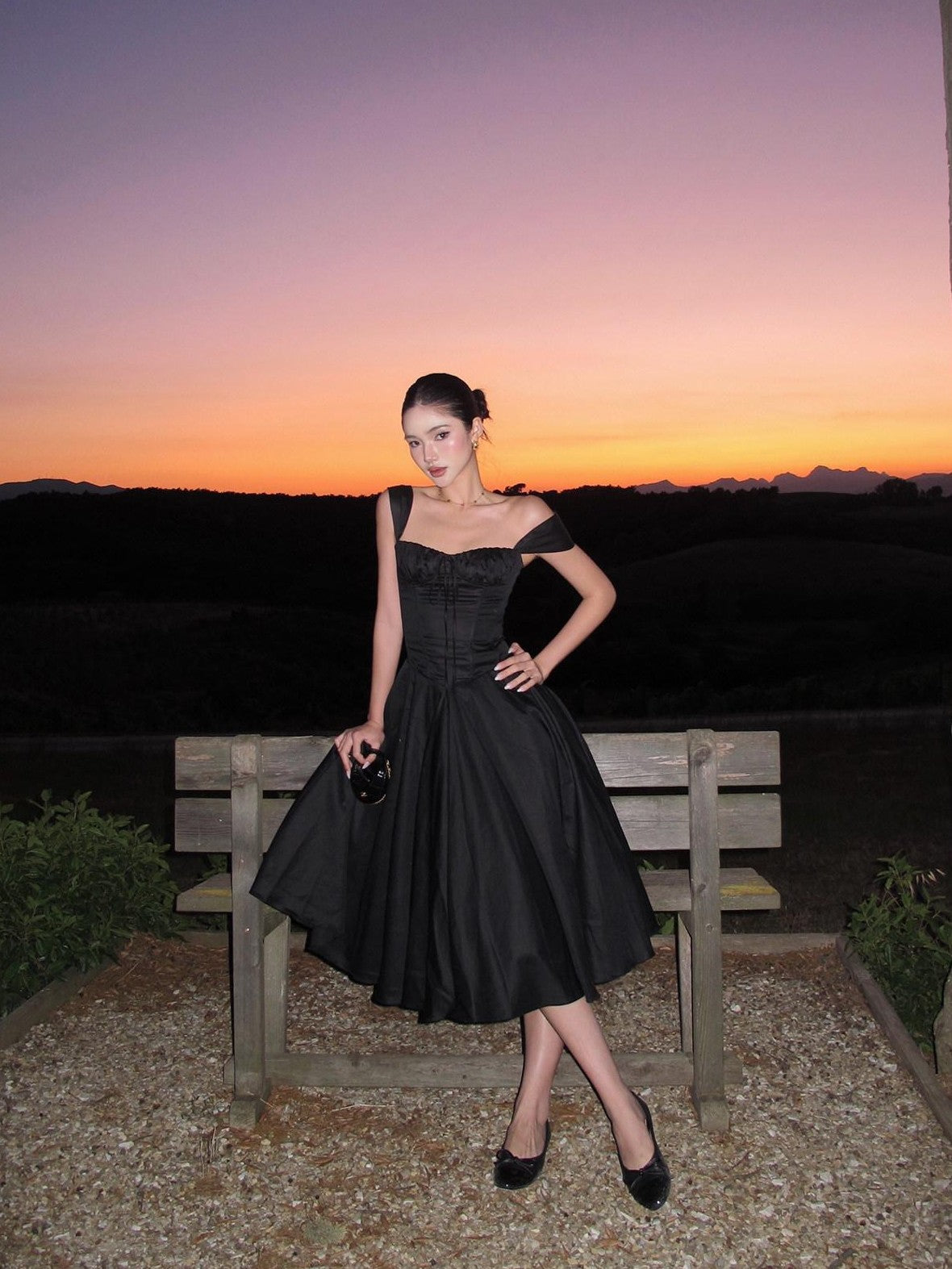 rovente Black High Waist A Line Spaghetti Strap Women's Polyester Casual Midi Dresses