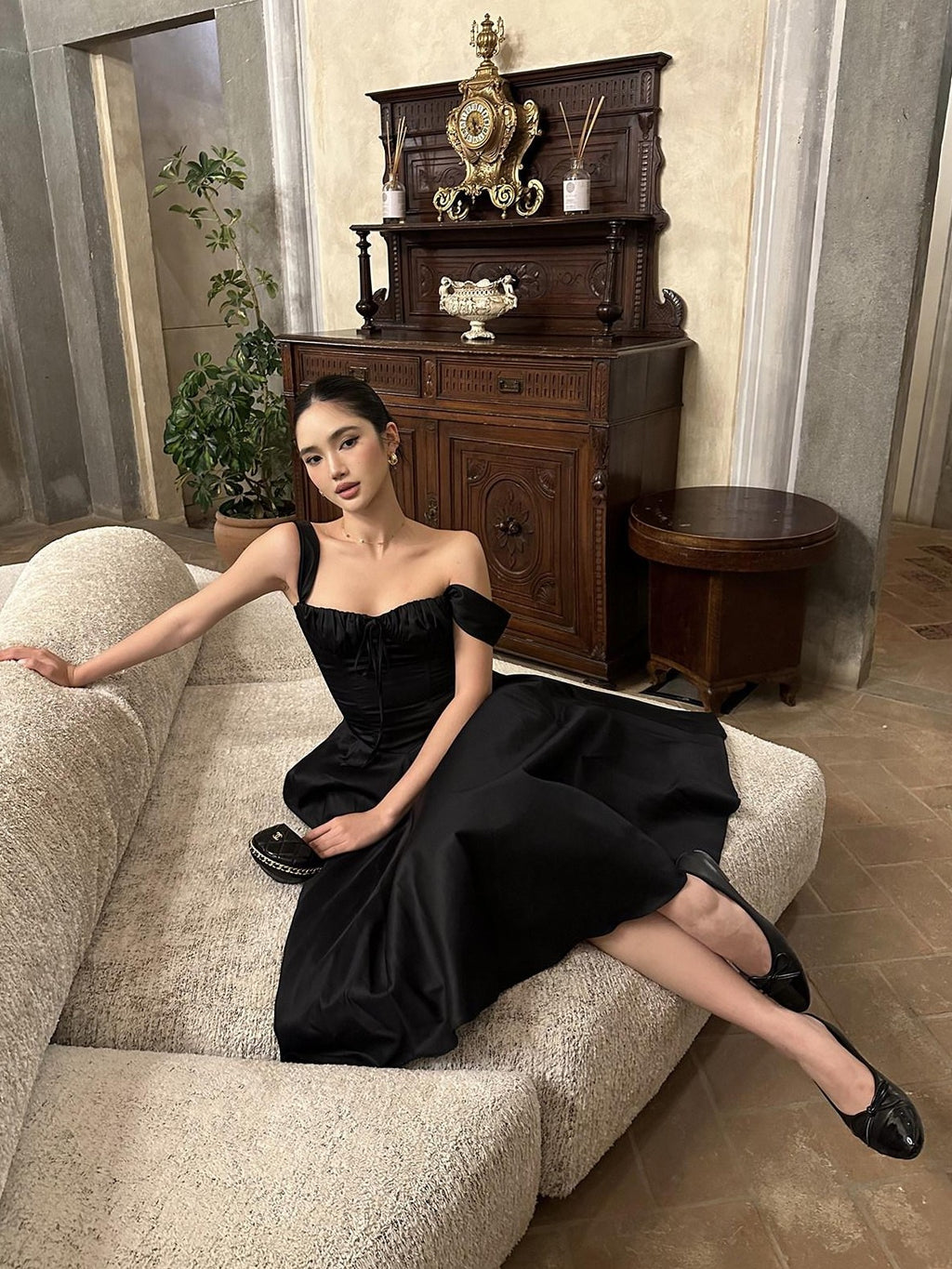 rovente Black High Waist A Line Spaghetti Strap Women's Polyester Casual Midi Dresses