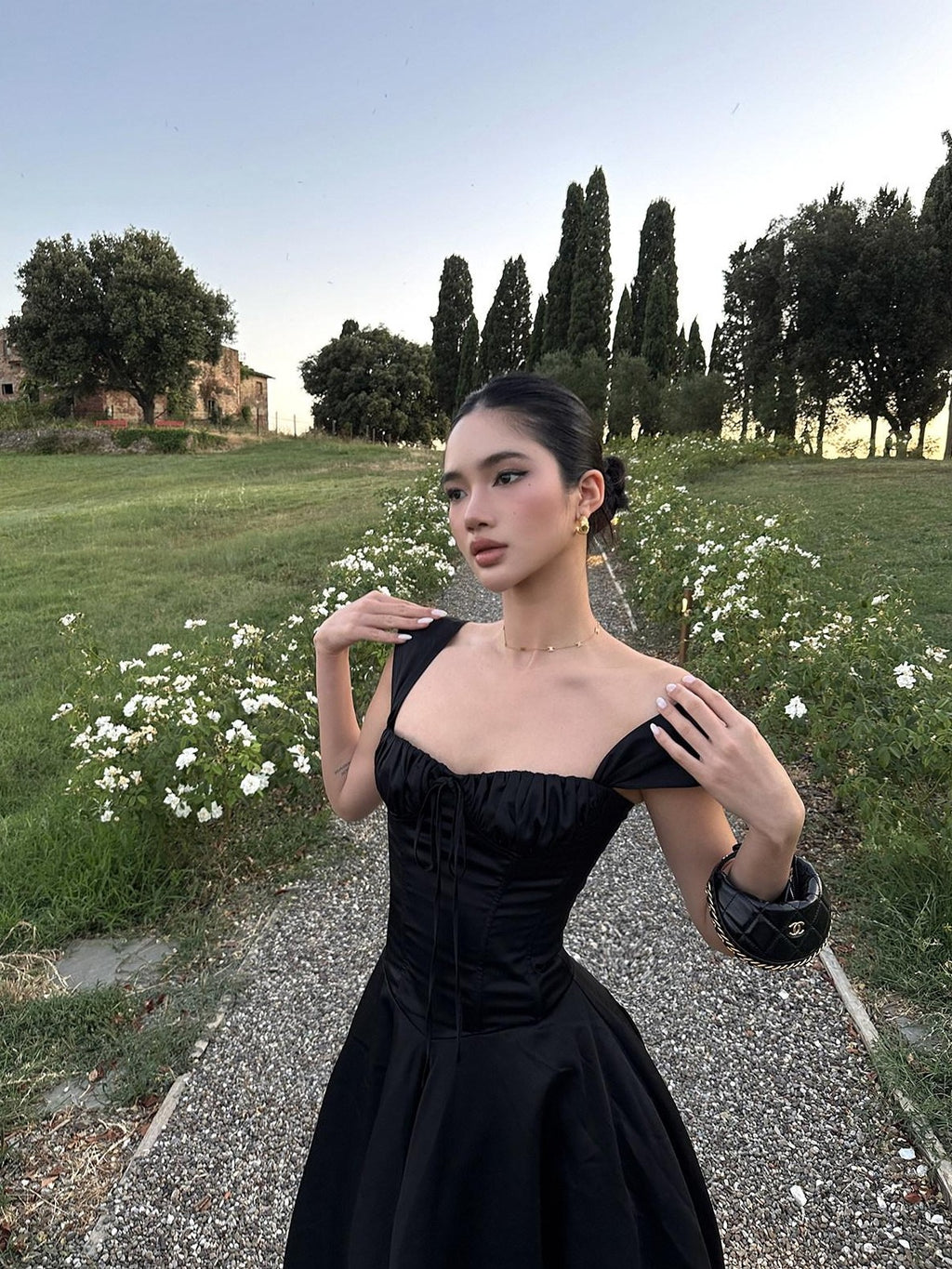 rovente Black High Waist A Line Spaghetti Strap Women's Polyester Casual Midi Dresses
