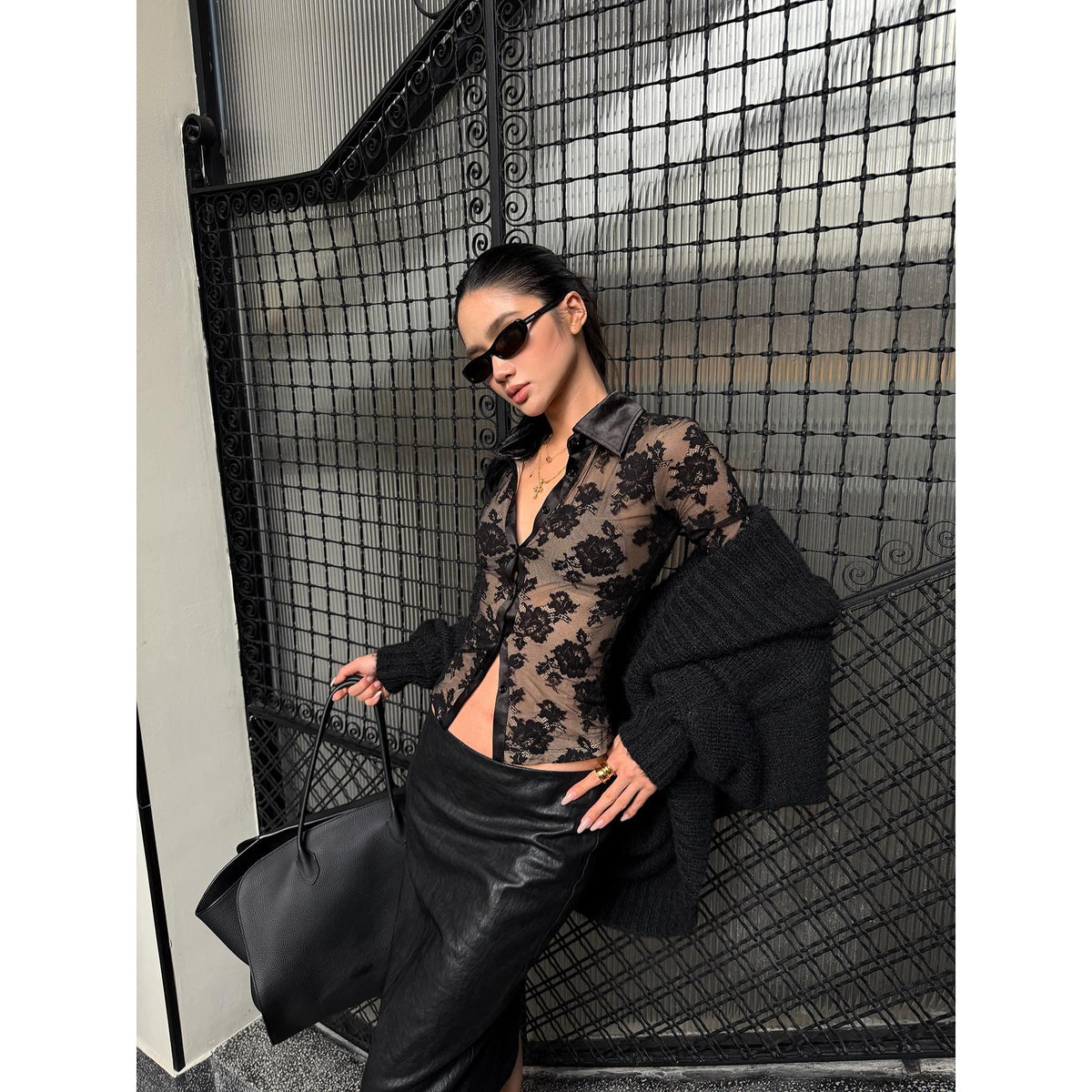 rovente_Black_Lace_Slim_Fit_Long_Sleeve_Round_Neck_Women's_Matching_Skirt_Sets_1077952439432_MISSTT