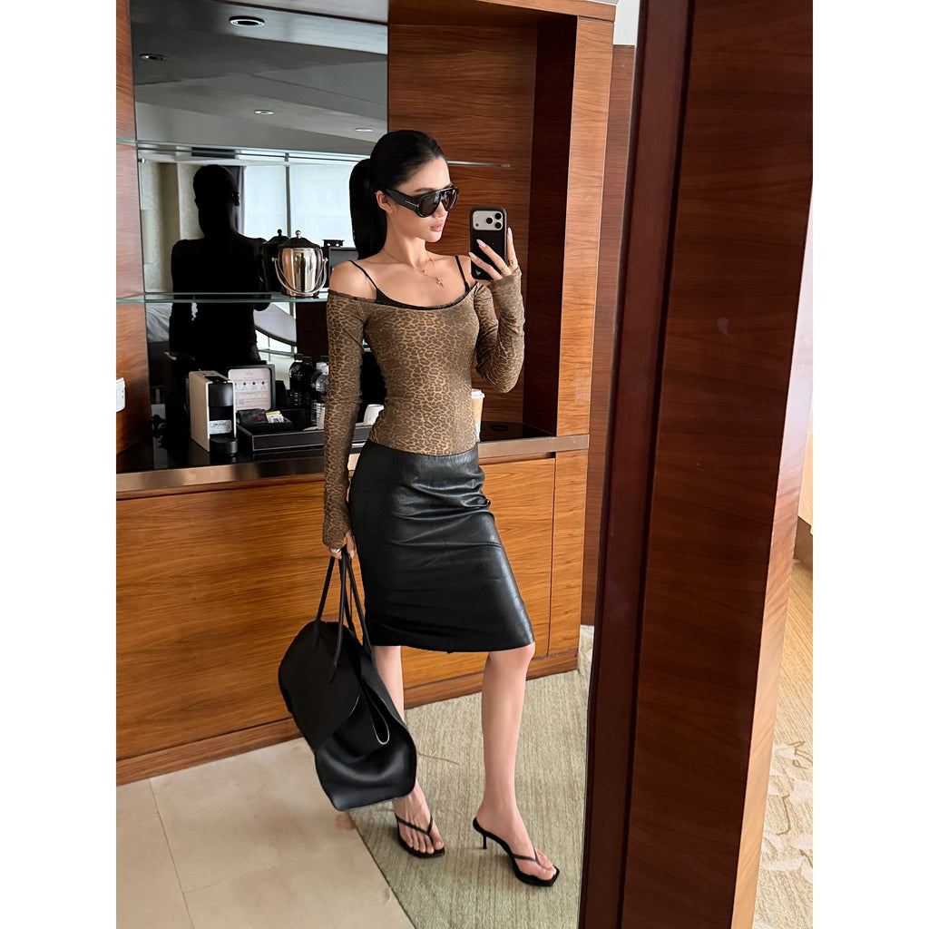 rovente_Black_Low_Waist_Side_Slit_Pu_Leather_Women's_Slim_Fit_Bodycon_Skirts_1069492710428_MISSTT