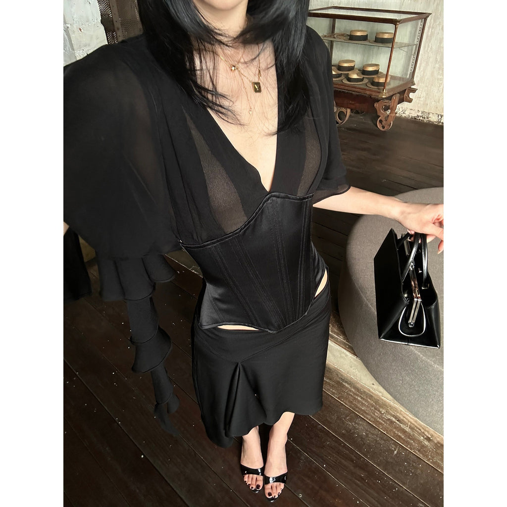 rovente_Black_Mesh_Ribbon_Boned_Deep_V_Slim_Women's_Viscose_Short_Sleeve_T-shirts_1020903000344_MISSTT