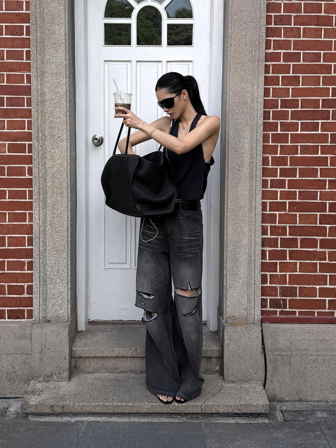 rovente Black Ripped Low Rise Vintage Loose Casual Women's Denim Wide-leg Jeans