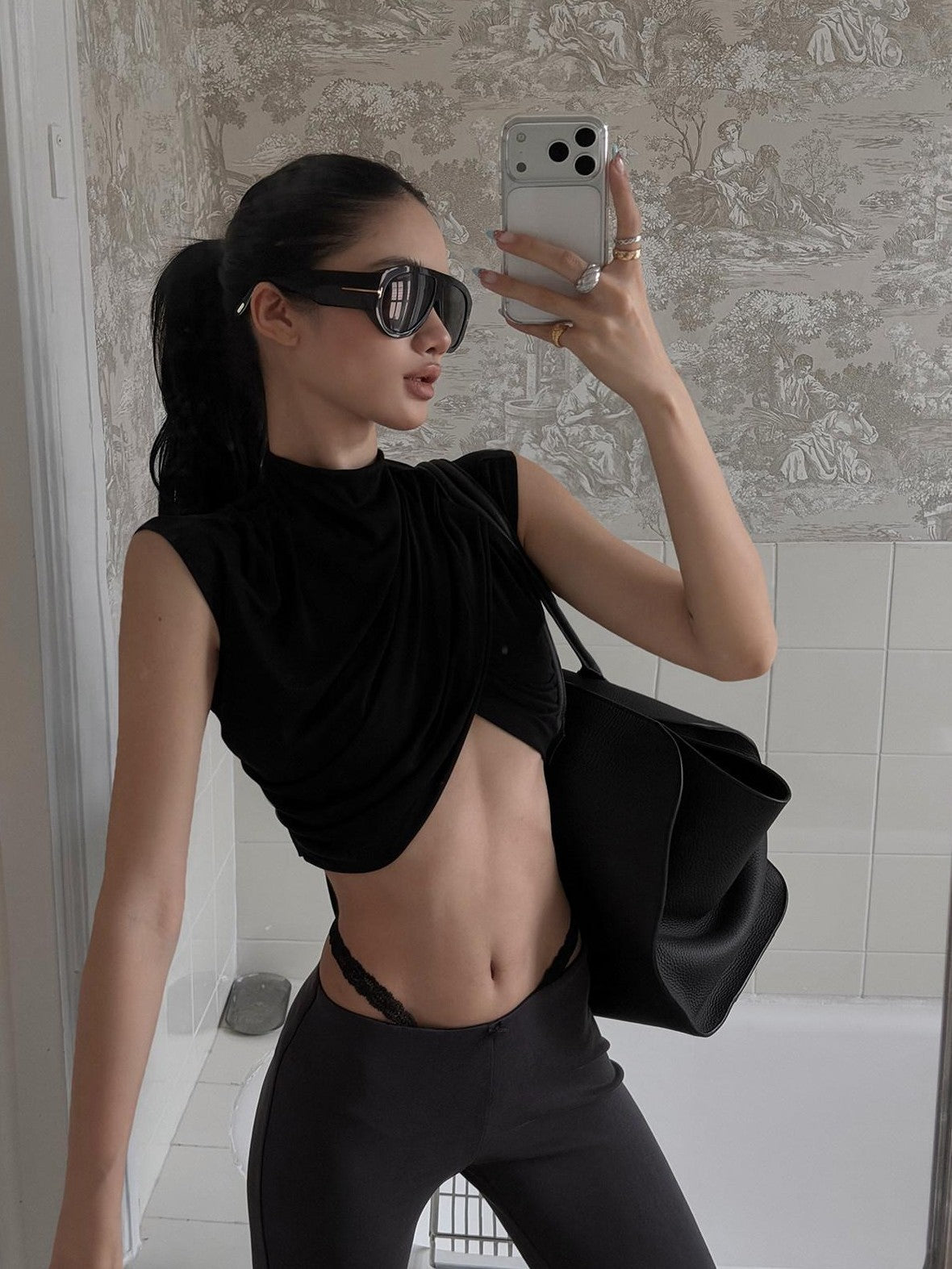 rovente Black Ruched Crossover Slim Fit Sleeveless Women's Lyocell Crop Tops
