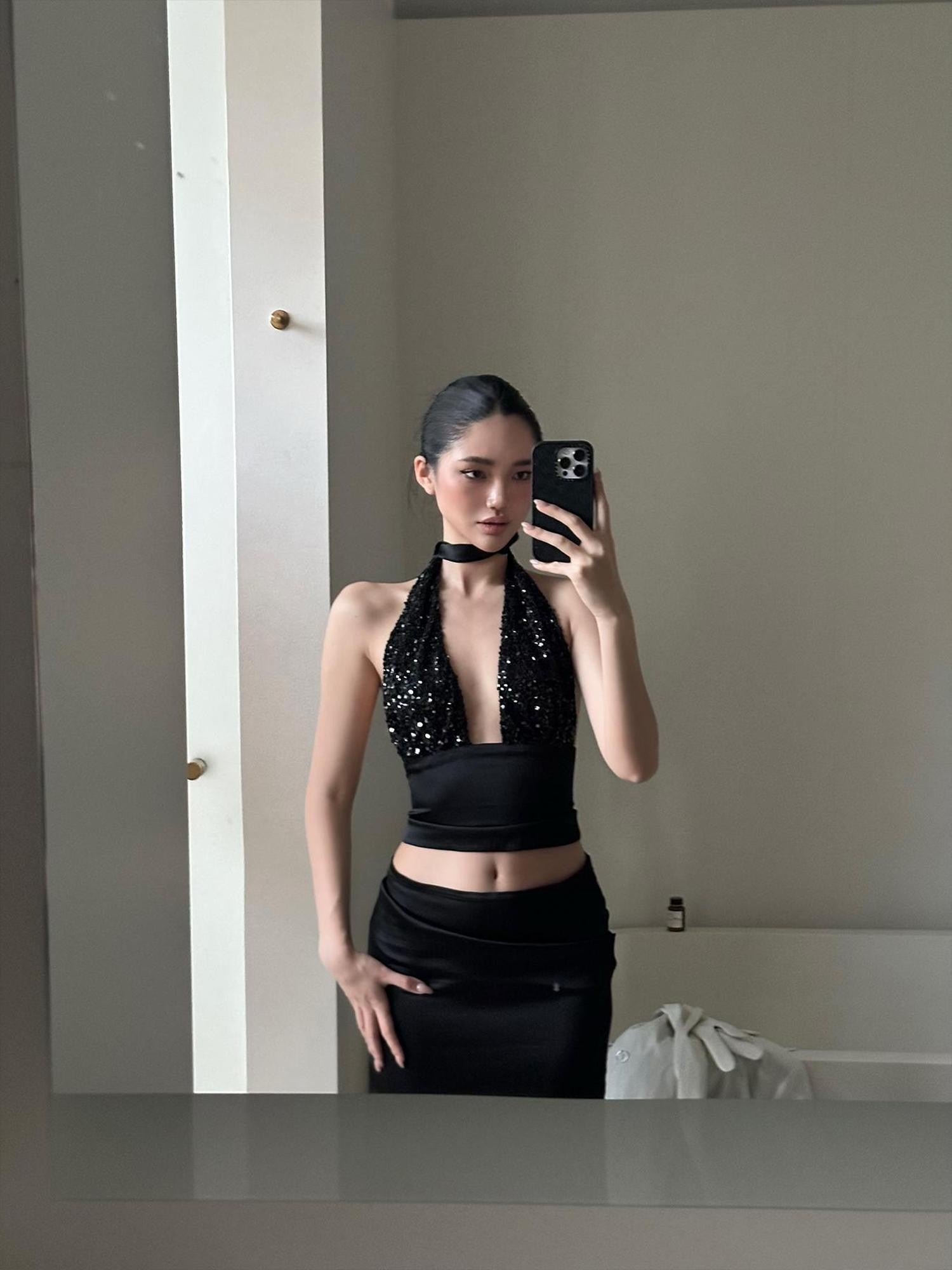 rovente Black Satin Low Waist Long Straight Women's Acetate Blend Bodycon Skirts