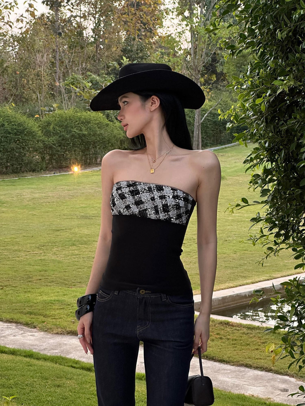 rovente Black Sequin Slim Waist Cinched Fitted Strapless Women's Tube Tops