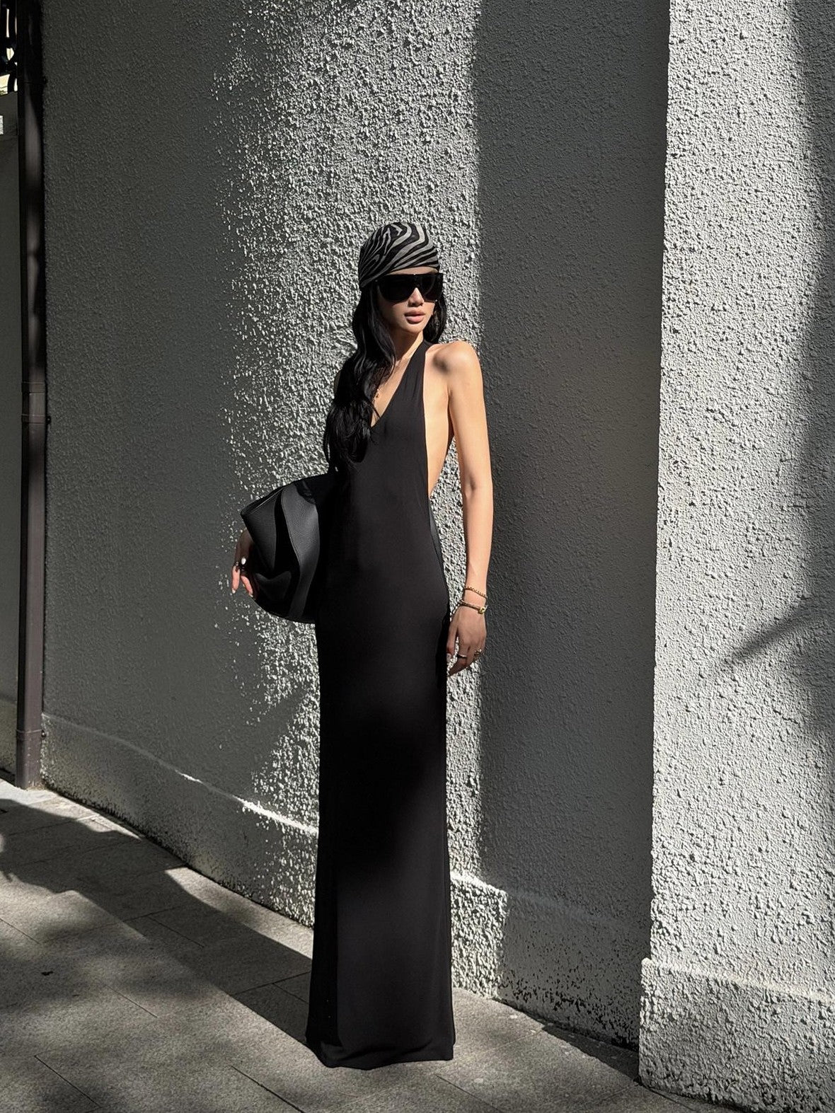 rovente Black Spine Line Cutout Backless U Neck Slim Fit Women's Halter Maxi Dresses