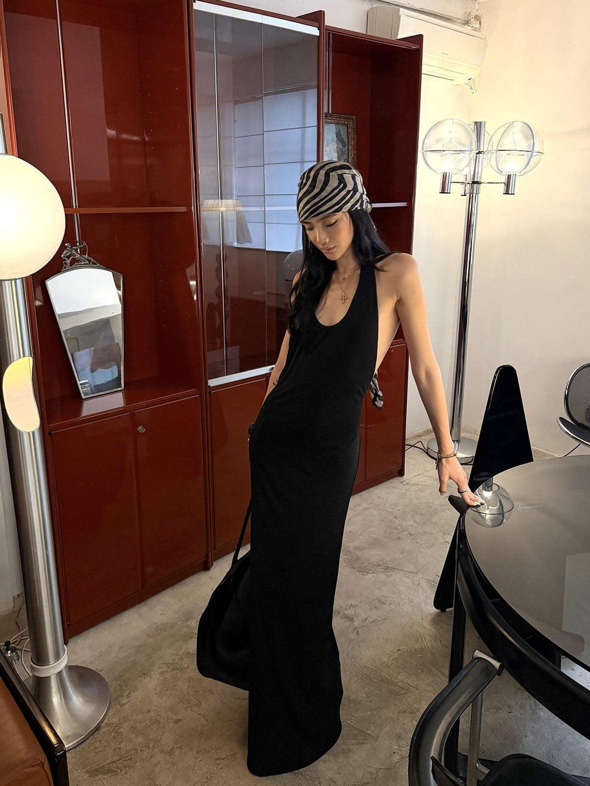 rovente Black Spine Line Cutout Backless U Neck Slim Fit Women's Halter Maxi Dresses