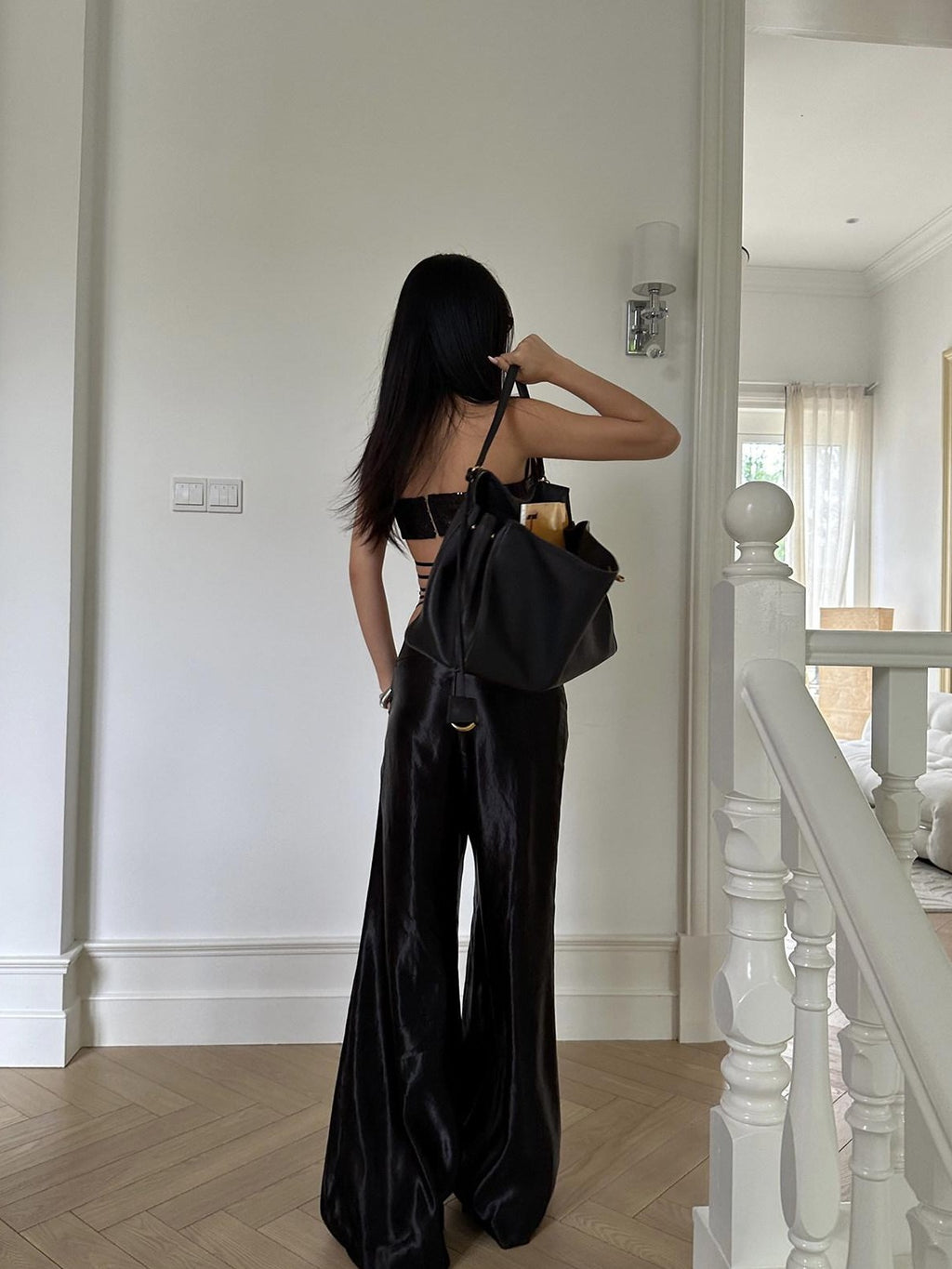 rovente Black Straight Button Pocket Natural Waist Women's Satin Wide-leg Pants