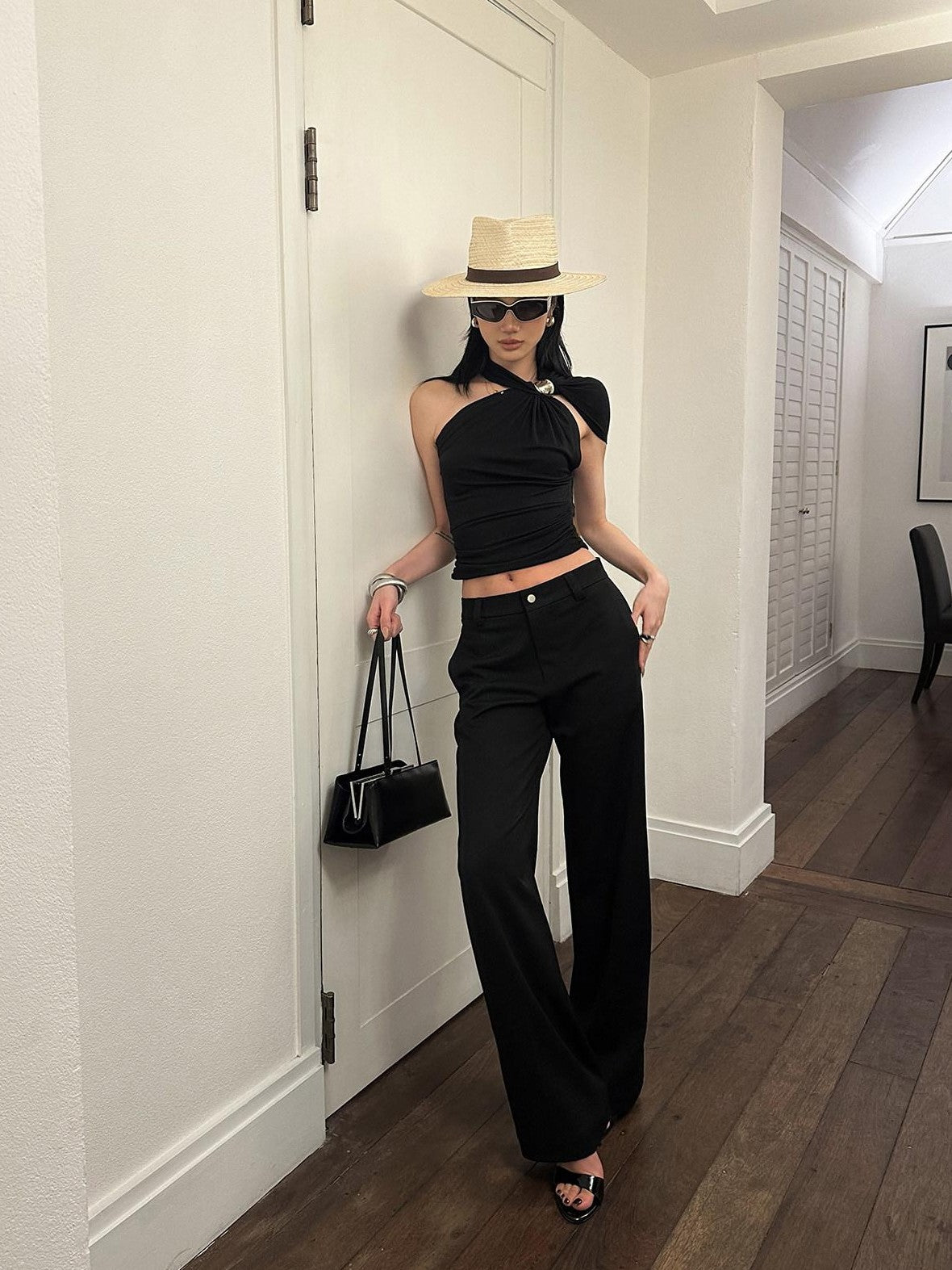 rovente Black Tailored Woven Zip Pocket Women's Polyester Blend Straight-leg Pants