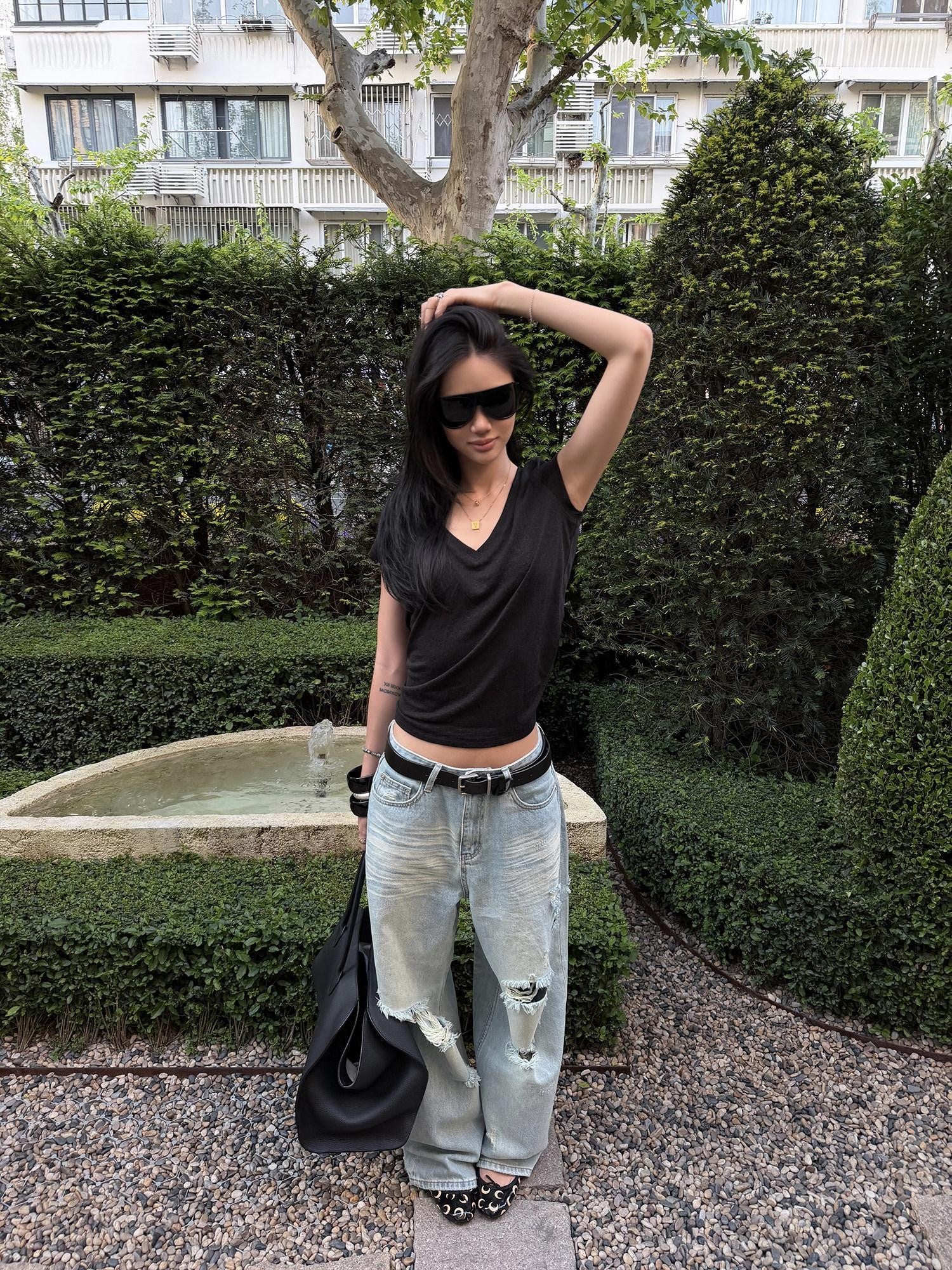 rovente Black V-neck Breathable Casual Loose Women's Linen Short Sleeve T-shirts