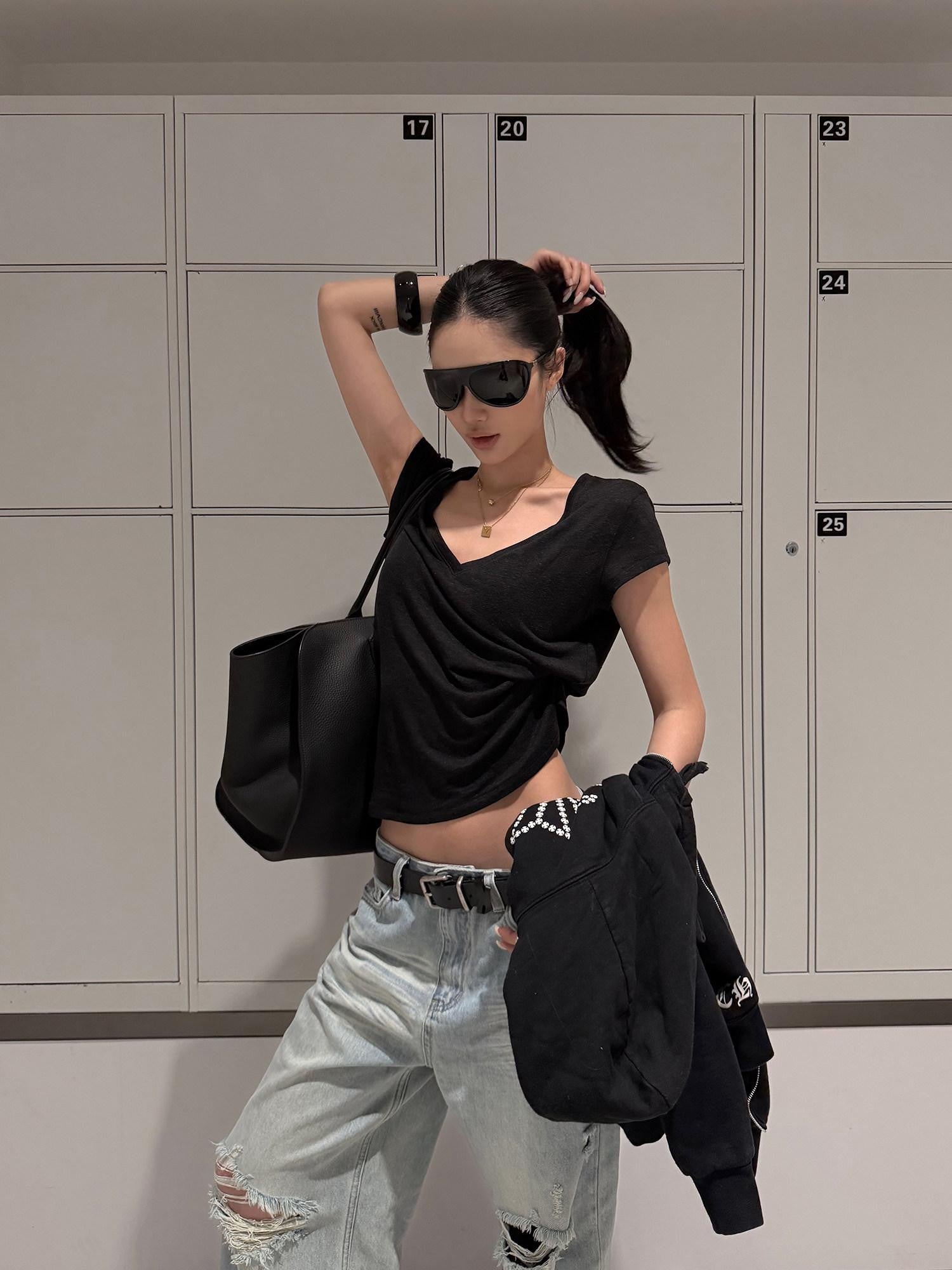 rovente Black V-neck Breathable Casual Loose Women's Linen Short Sleeve T-shirts