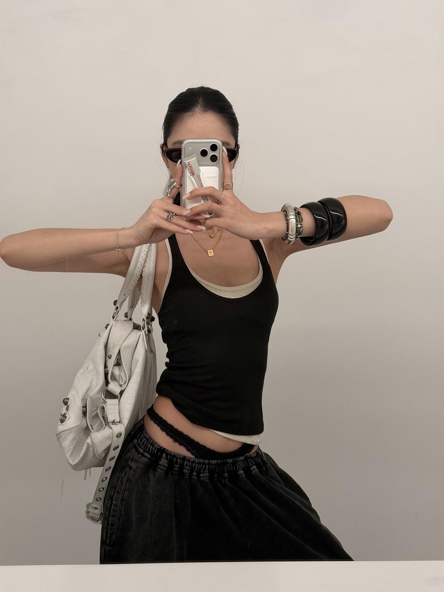 rovente Black White Colorblock Two Piece Fitted Women's Linen Halter Tops