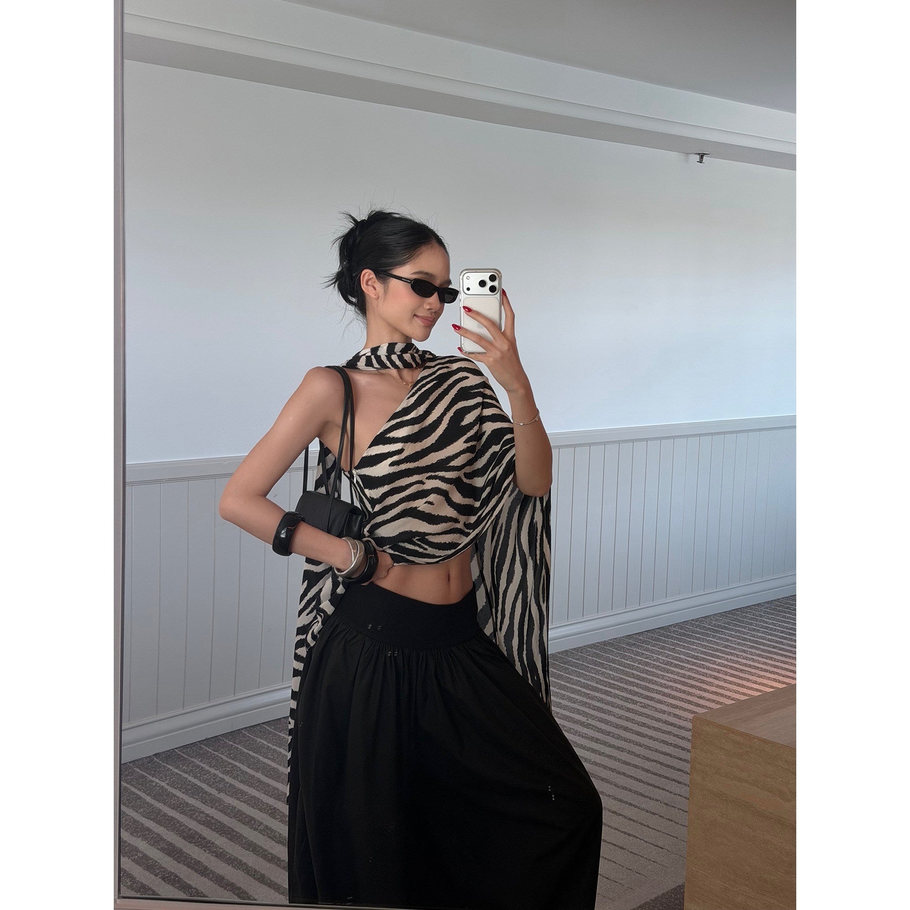 rovente_Black_White_Zebra_One_Shoulder_Cape_Contrast_Loose_Women's_Viscose_Tunic_Blouses_1031714716348_MISSTT