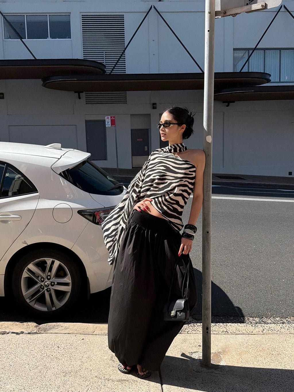 rovente Black White Zebra One Shoulder Cape Contrast Loose Women's Viscose Tunic Blouses
