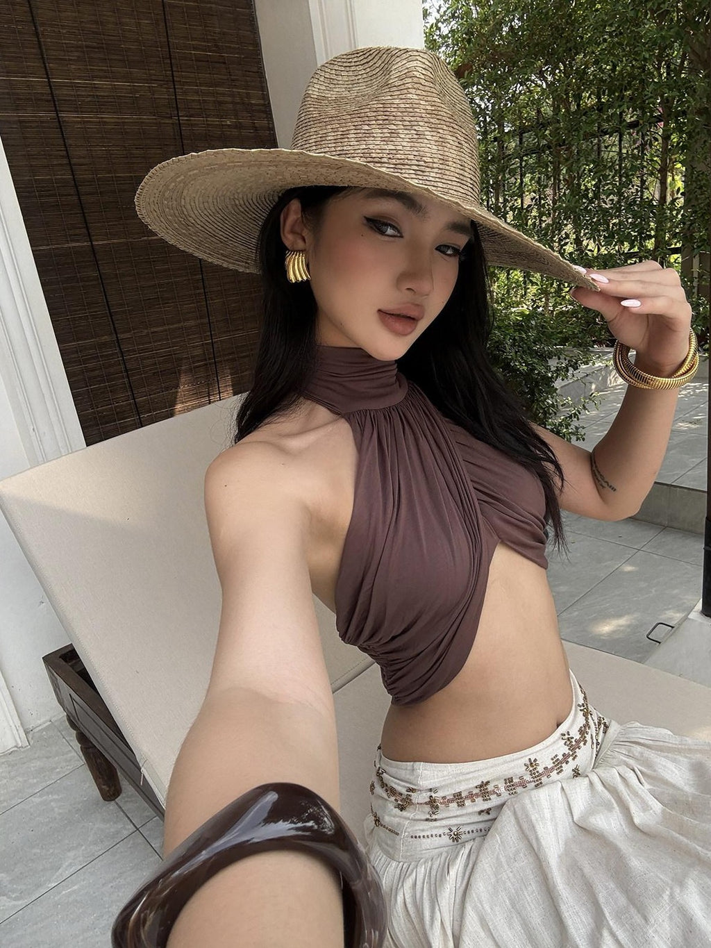 rovente Brown Backless Off Shoulder High Neck Slim Crop Women's Modal Halter Tops
