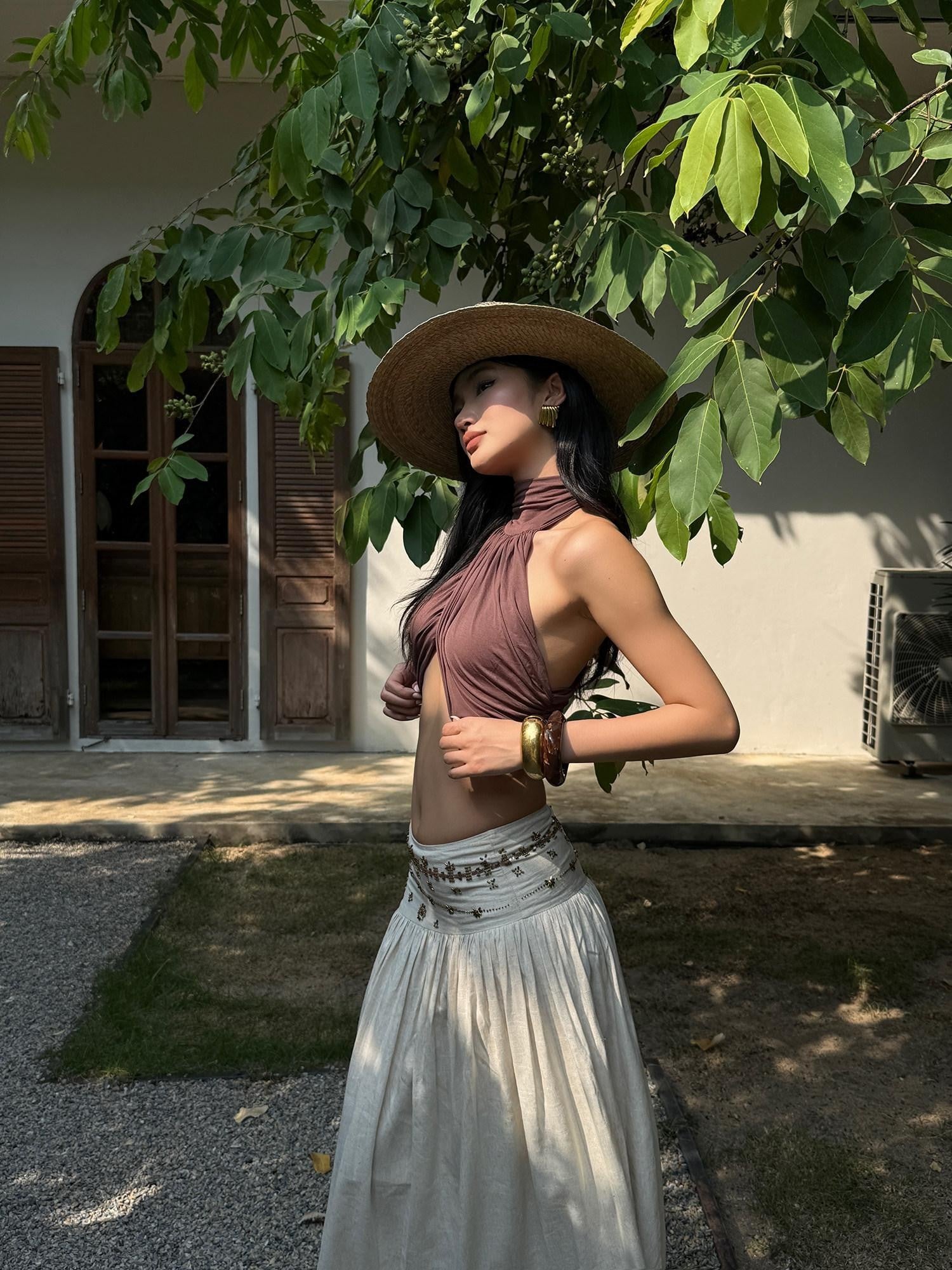 rovente Brown Backless Off Shoulder High Neck Slim Crop Women's Modal Halter Tops
