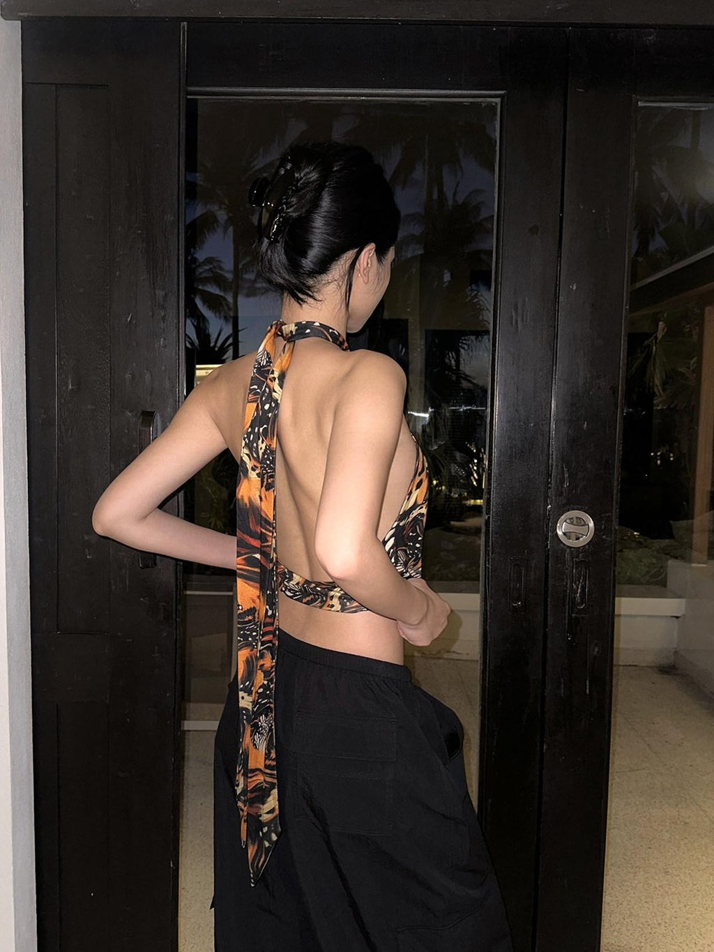 rovente Butterfly Print Waist Cinched Slim Fit Ribbon Tie Women's Halter Tops