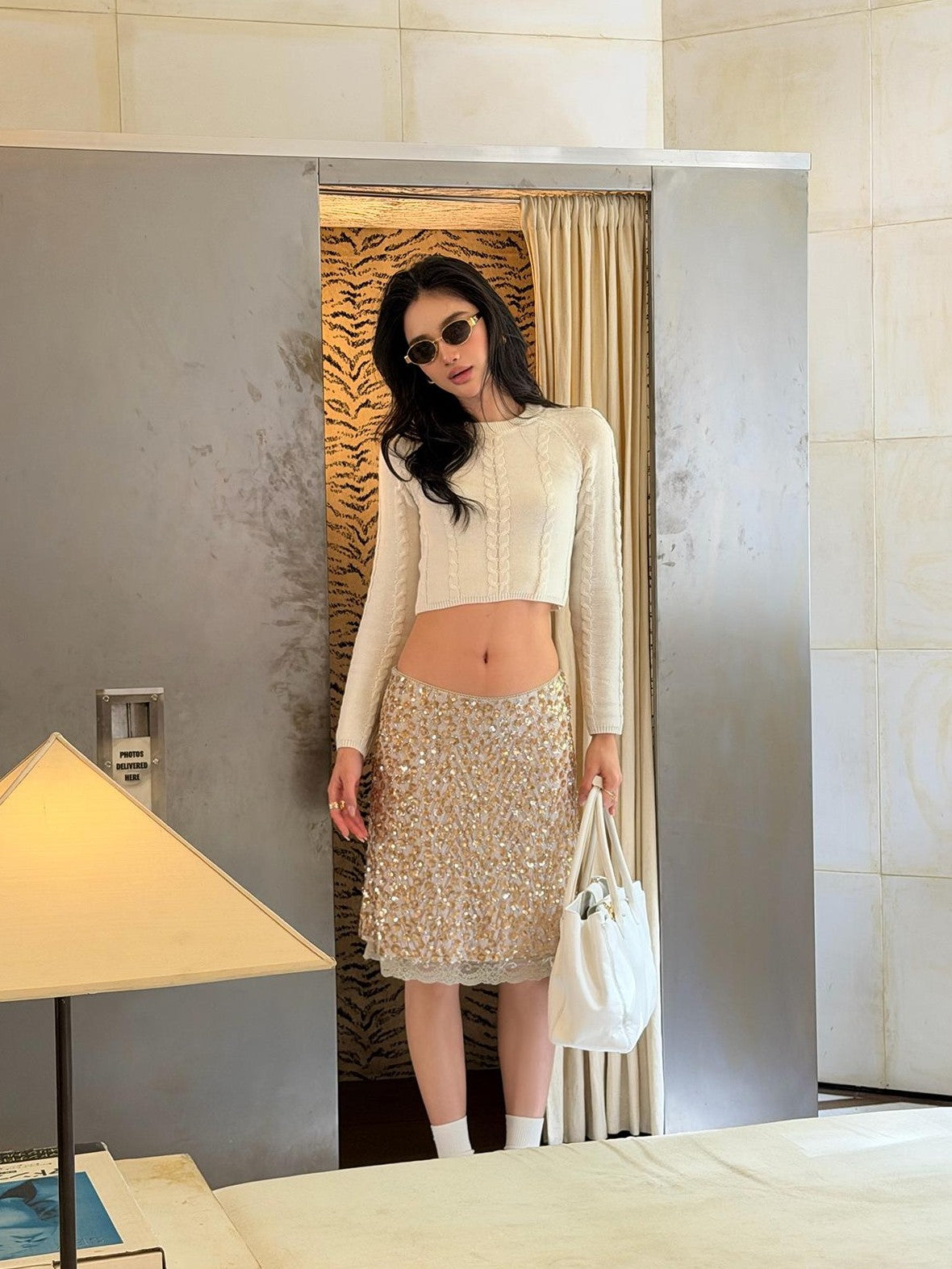 rovente Cable Knit Cropped Slim Fit White Crew Neck Women's Sweaters