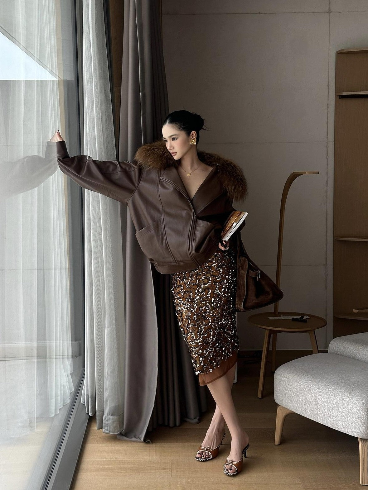 rovente Coffee Brown Detachable Real Fur Cuban Collar Women's Leather Jackets
