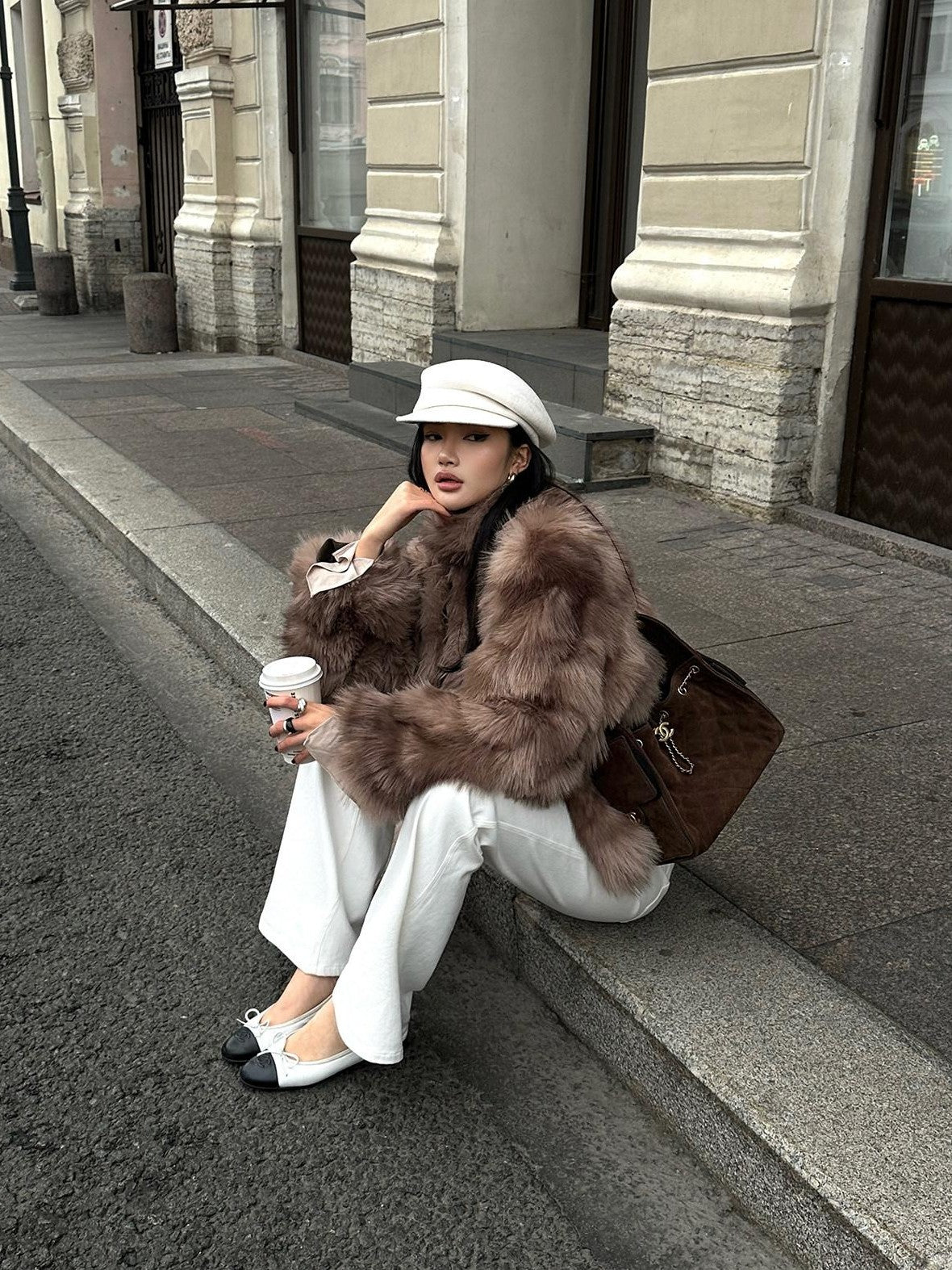 rovente Coffee Brown Elegant Plush Hidden Button Women's Faux Fur Coats