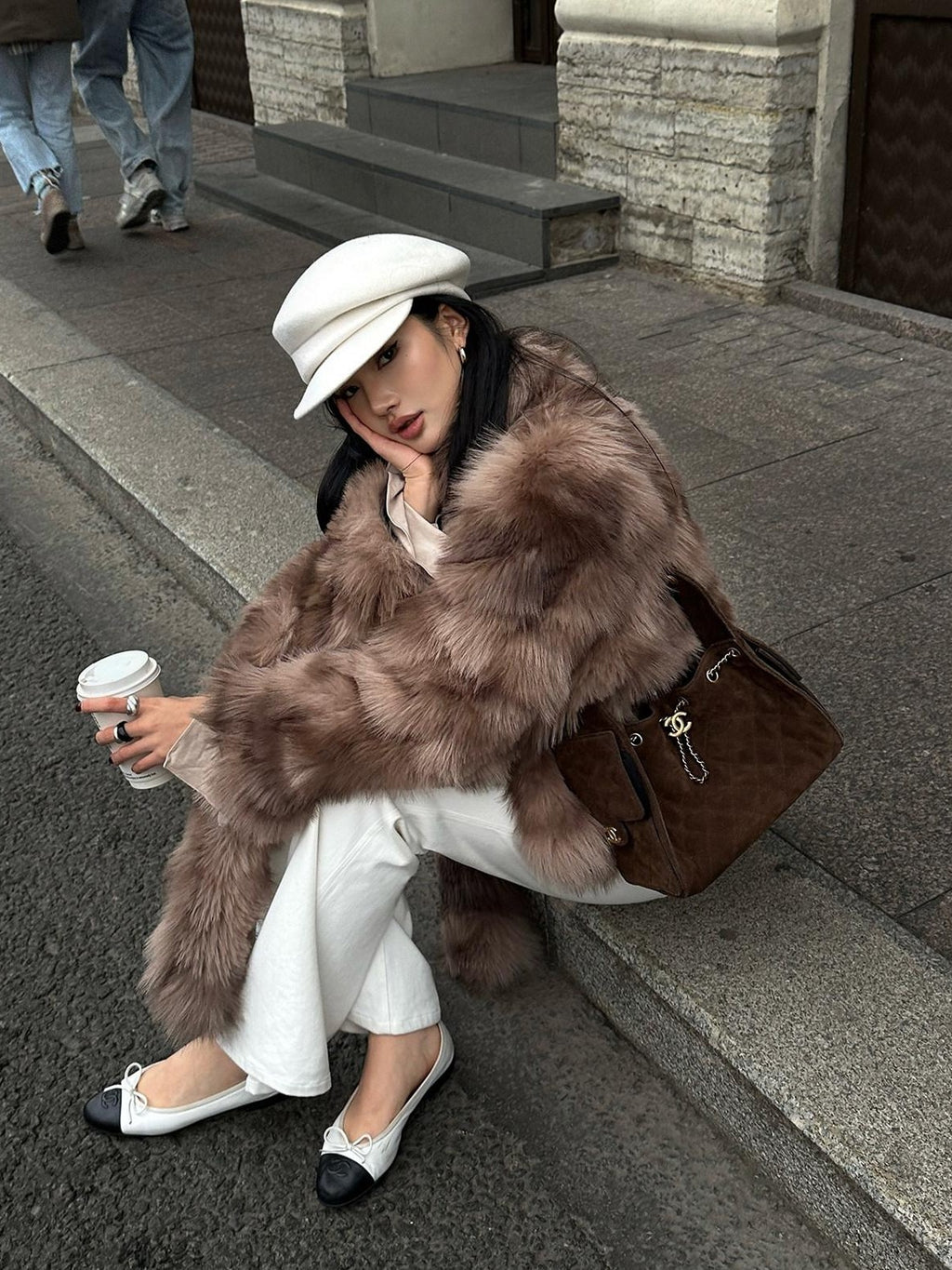 rovente Coffee Brown Elegant Plush Hidden Button Women's Faux Fur Coats