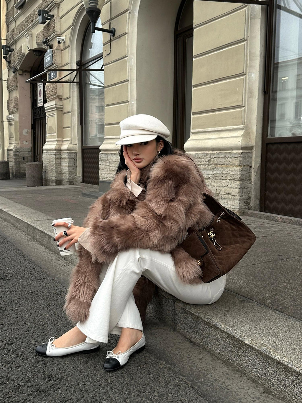 rovente Coffee Brown Elegant Plush Hidden Button Women's Faux Fur Coats