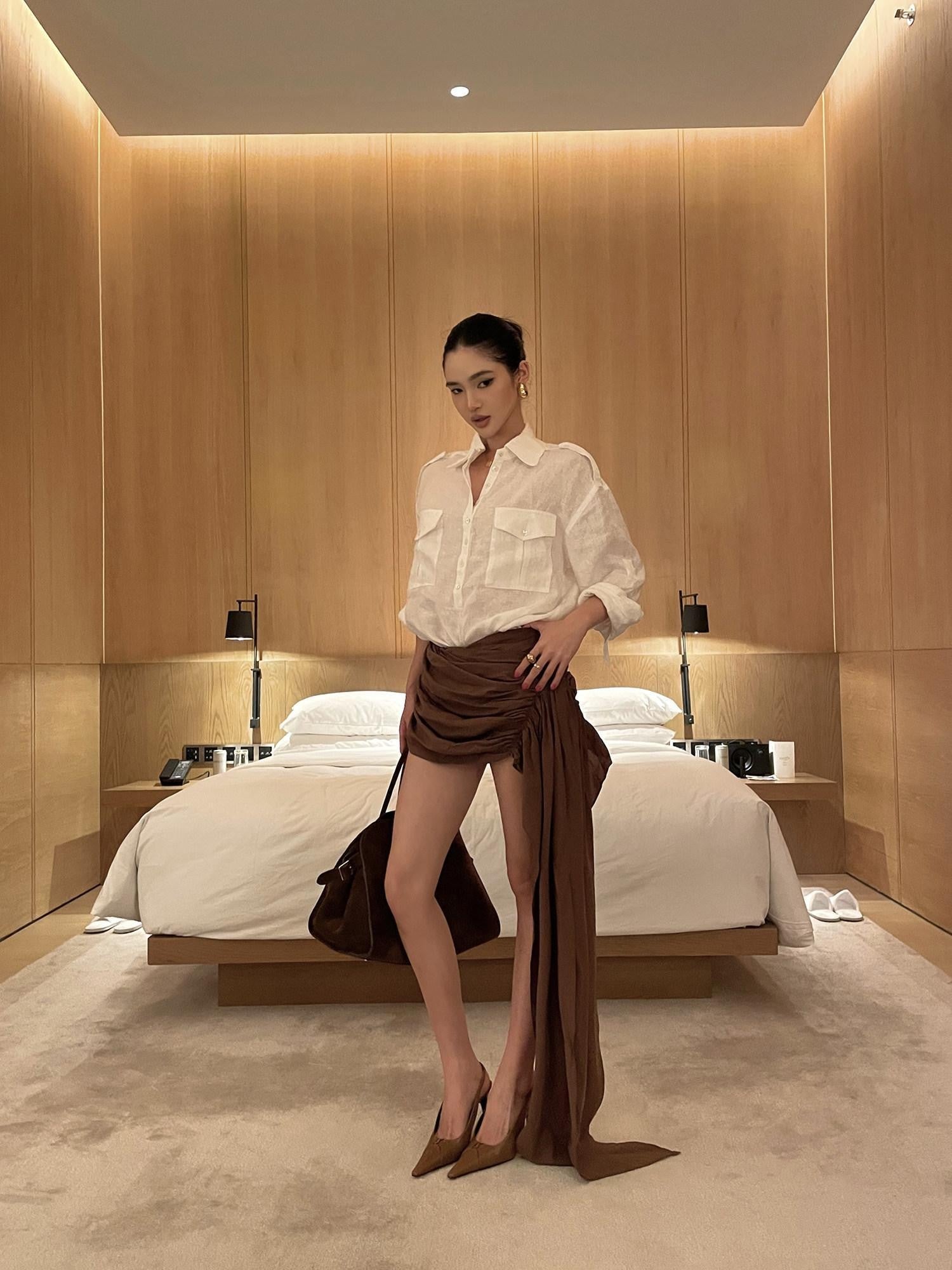 rovente Coffee Brown Ruching Low Waist Women's Poly Cotton Bodycon Skirts