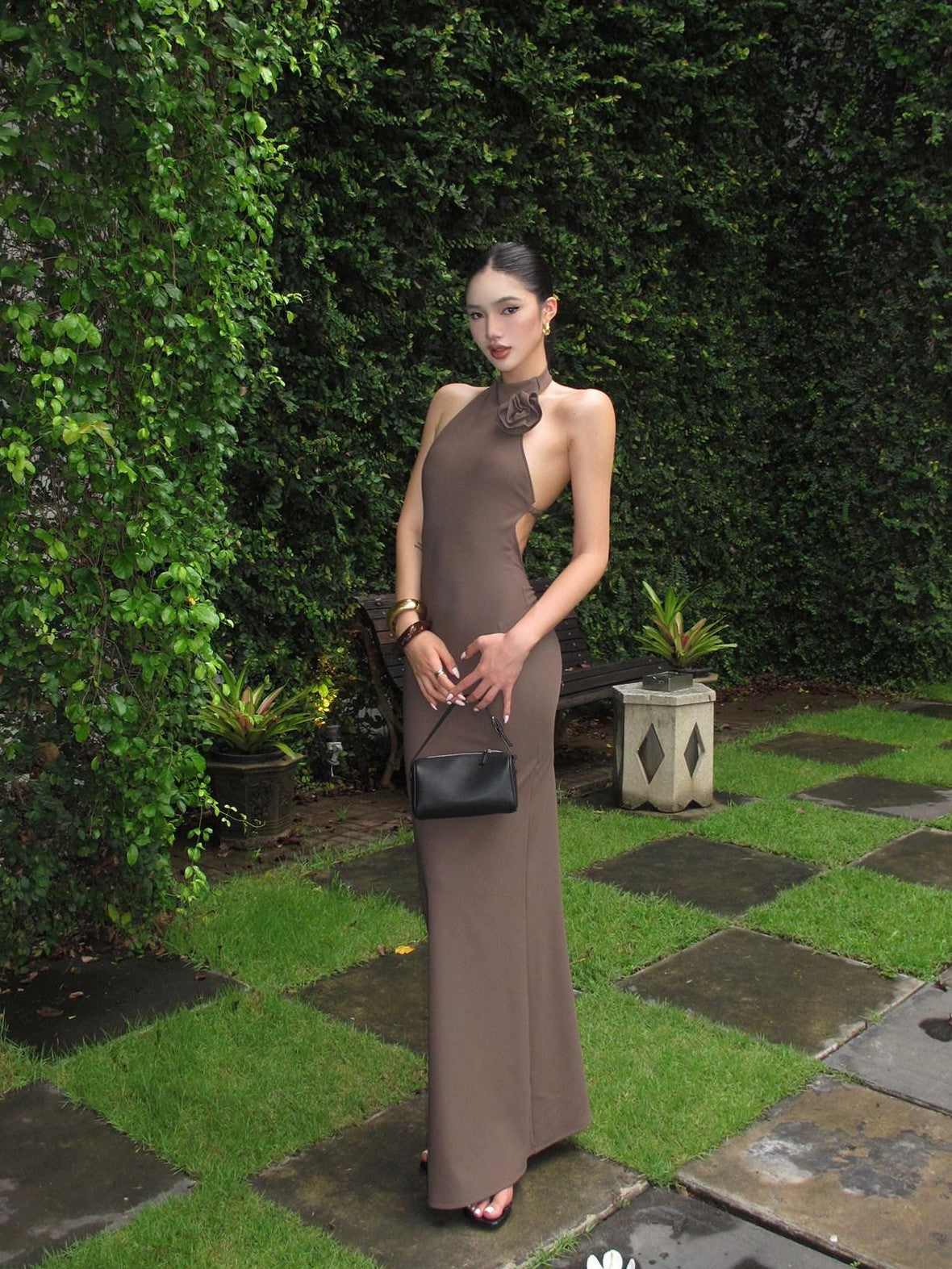 rovente Coffee Halter Open Back Waist Cinched Women's Knit Bodycon Maxi Dresses