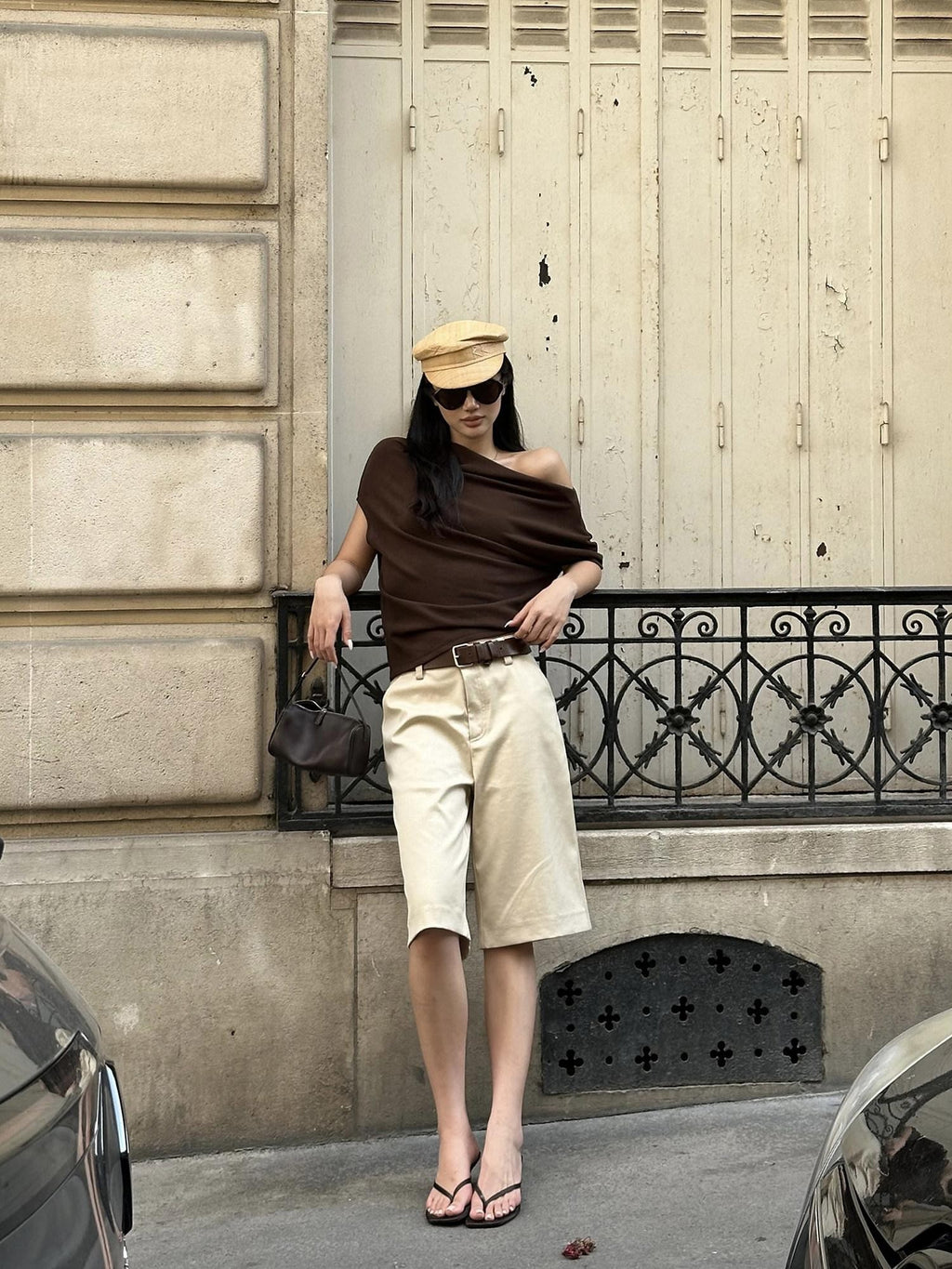 rovente Coffee Pleated Slant Neck Knitted Women's Viscose Off-shoulder T-shirts