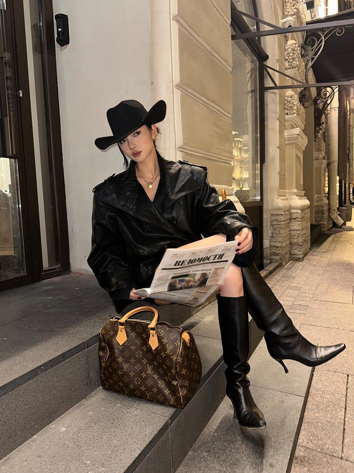 rovente Dark Prism Stand Collar Vintage Loose Silhouette Women's Leather Jackets