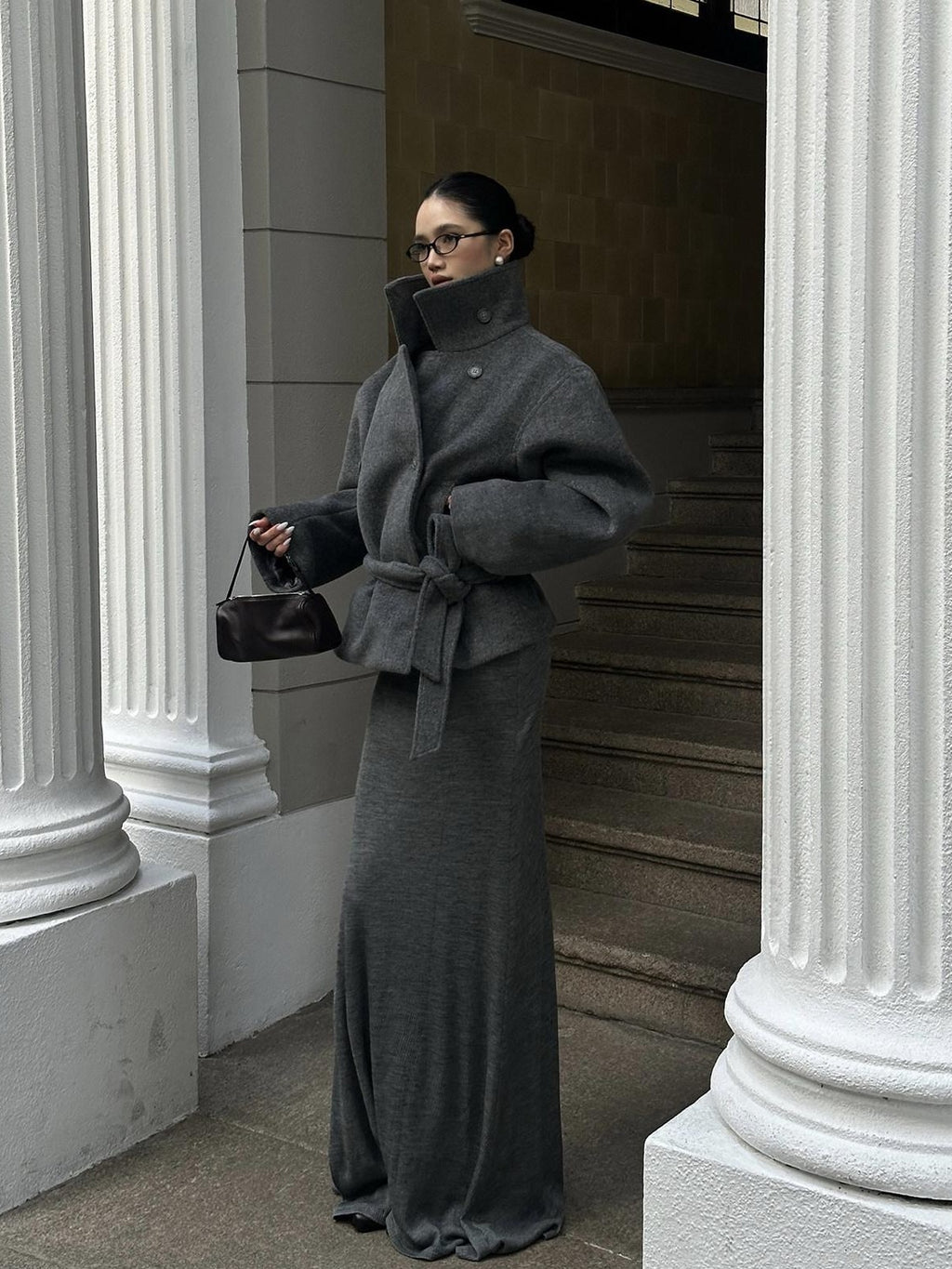 rovente Deep Gray Stand Collar Belted Short Pocketed Women's Wool Blend Wool Coats