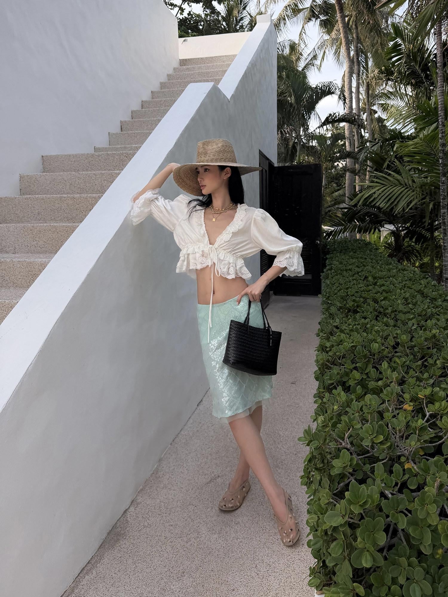 rovente Gardenia White Lace Trim Open Front Women's Lyocell Cropped Shirts