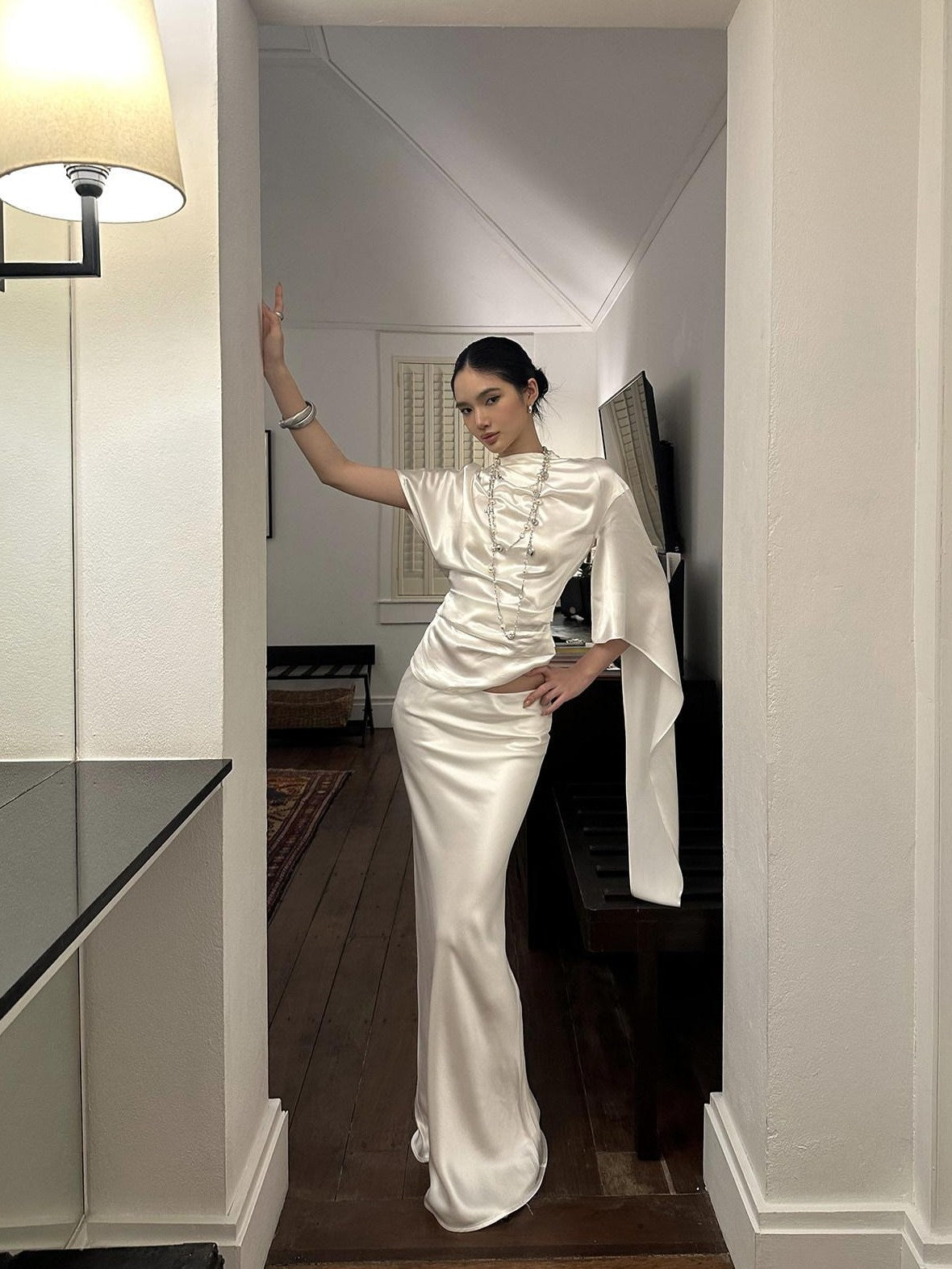 rovente Glowing White Stand Collar Tie Women's Viscose Matching Skirt Sets