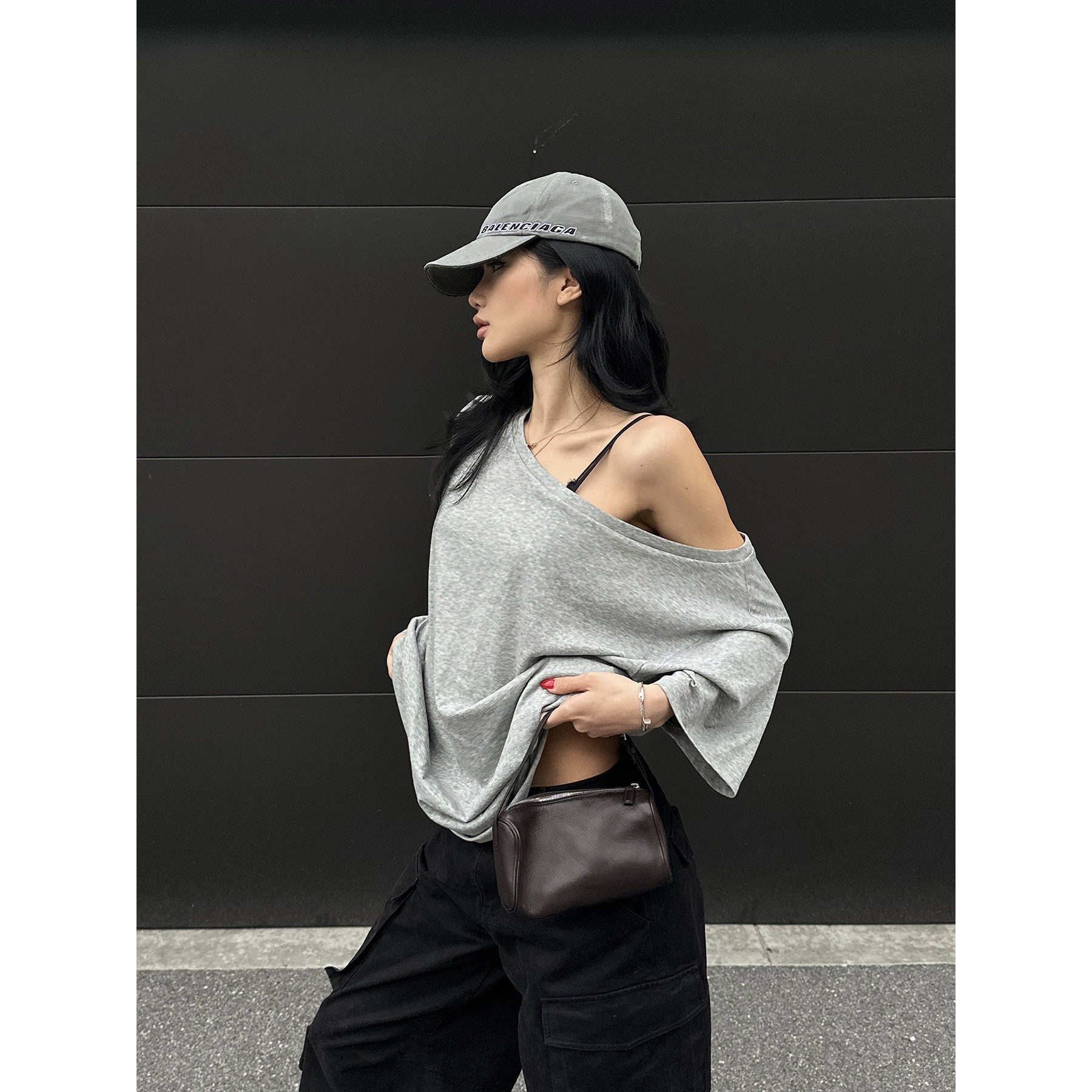 rovente_Gray_Asymmetrical_Knit_Two_Piece_Camisole_Loose_Women's_Off-shoulder_T-shirts_1029966522607_MISSTT