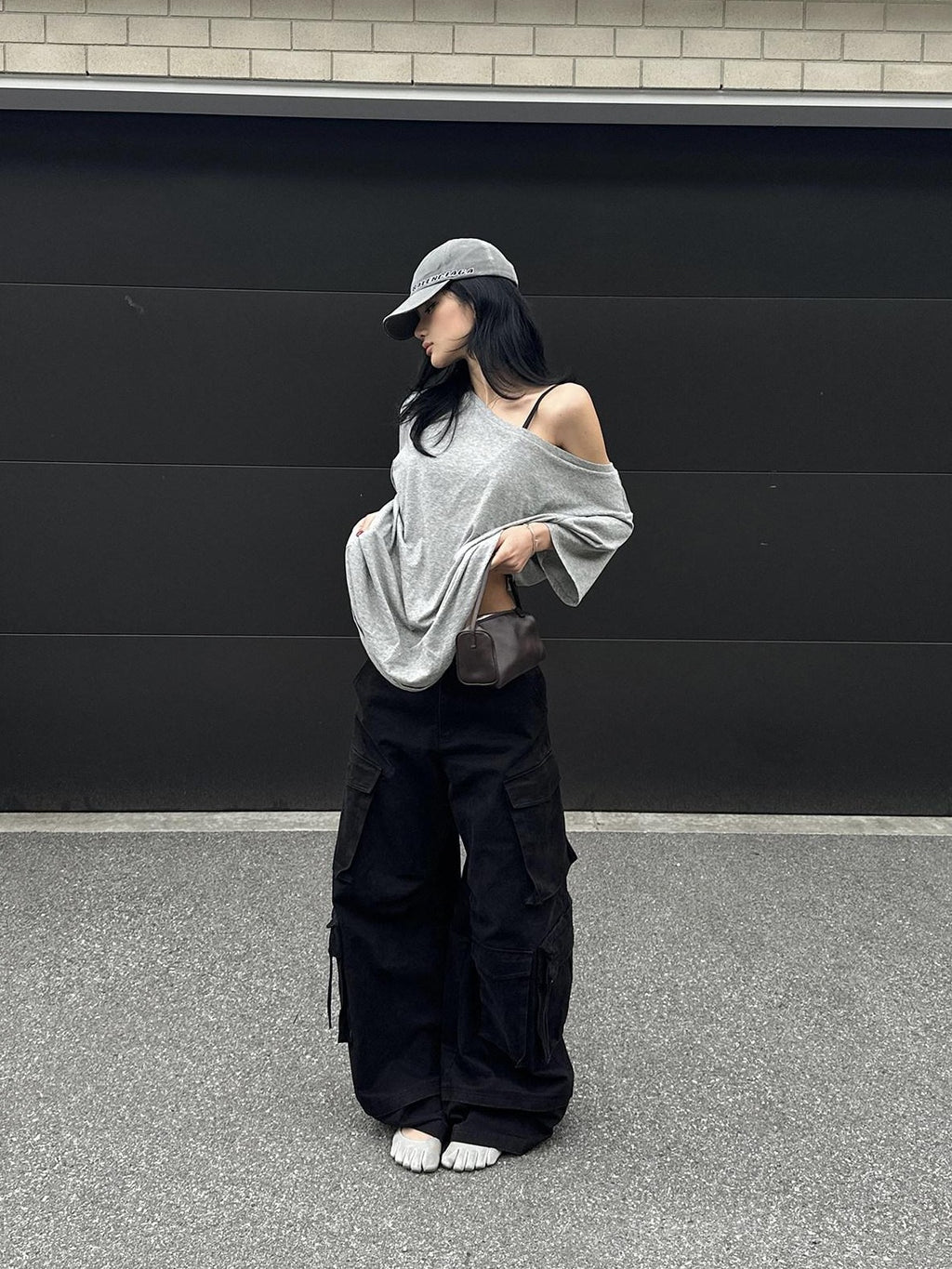 rovente Gray Asymmetrical Knit Two Piece Camisole Loose Women's Off-shoulder T-shirts