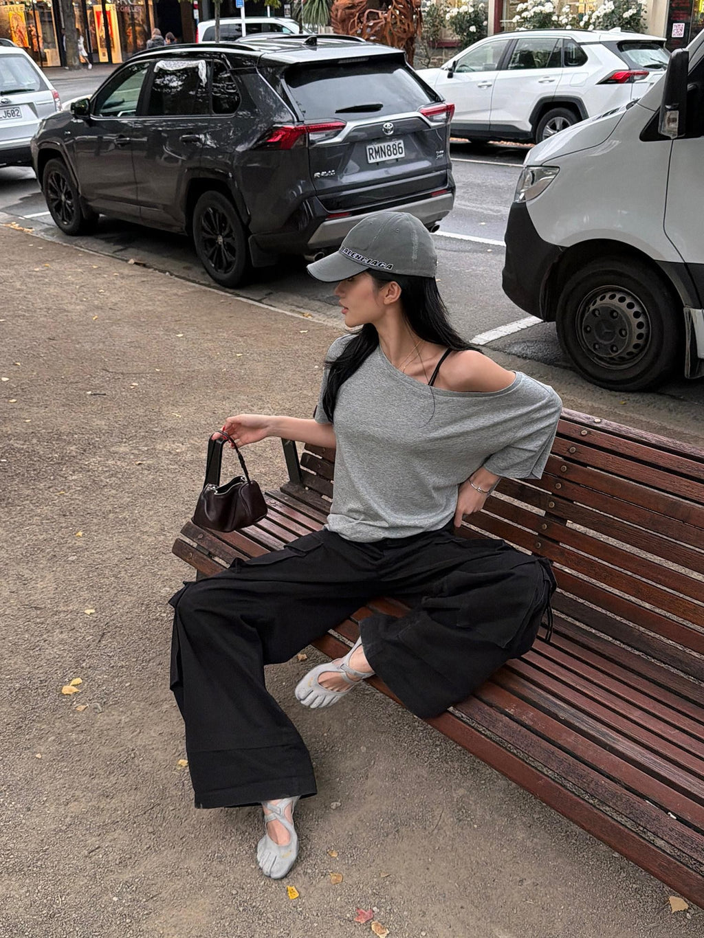 rovente Gray Asymmetrical Knit Two Piece Camisole Loose Women's Off-shoulder T-shirts