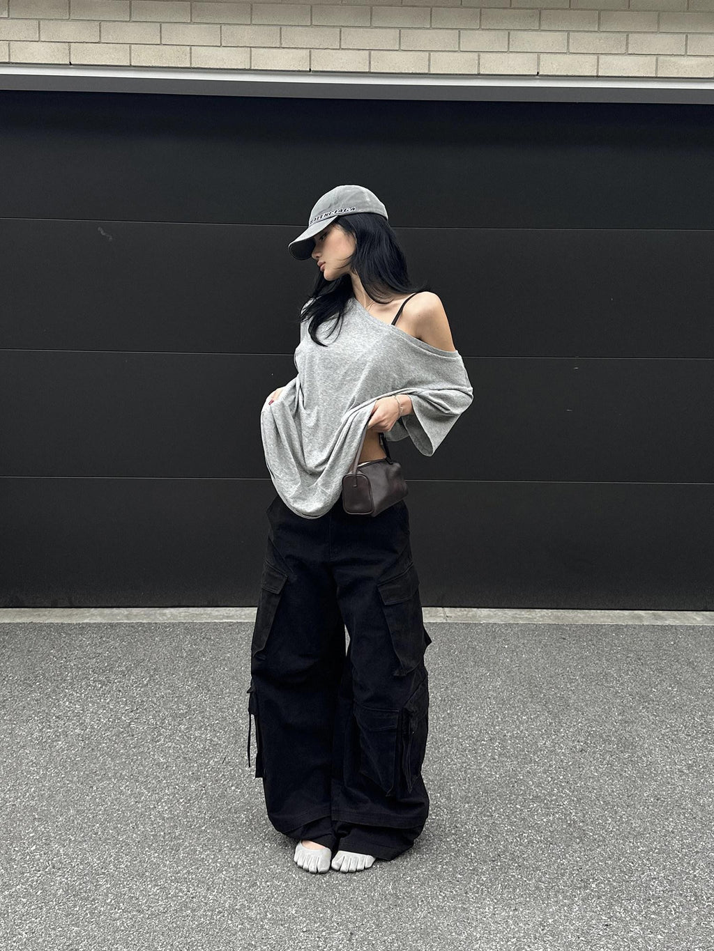 rovente Gray Asymmetrical Knit Two Piece Camisole Loose Women's Off-shoulder T-shirts