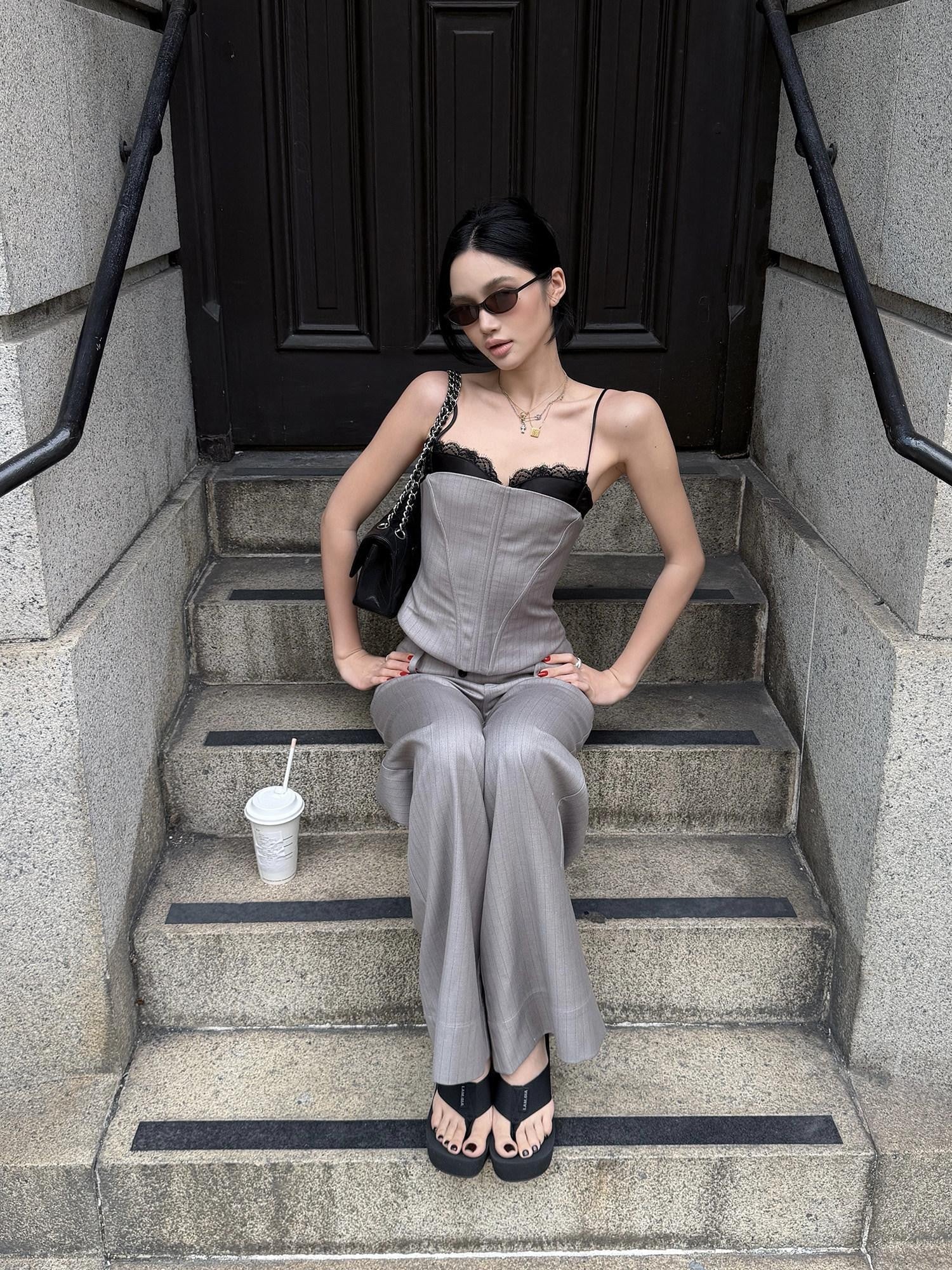 rovente Gray Pinstripe Low Waist Pockets Women's Poly Viscose Wide-leg Pants