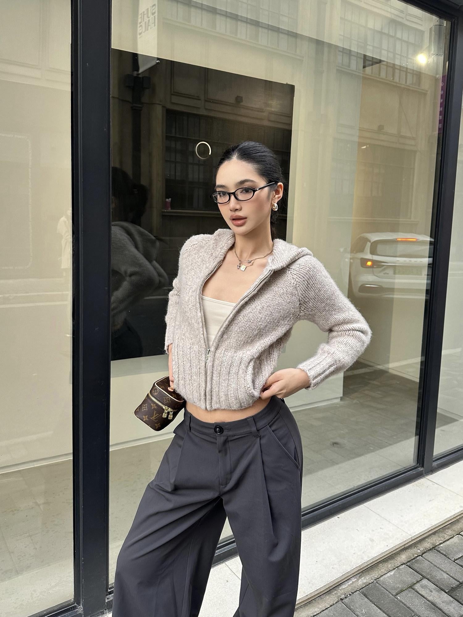 rovente Gray Solid Straight Natural Waist Zipper Women's Polyester Wide-leg Pants