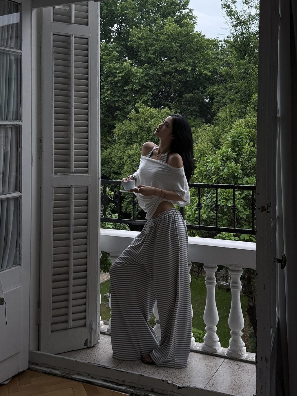 rovente Gray White Striped Low Rise Straight Relaxed Women's Wide-leg Pants